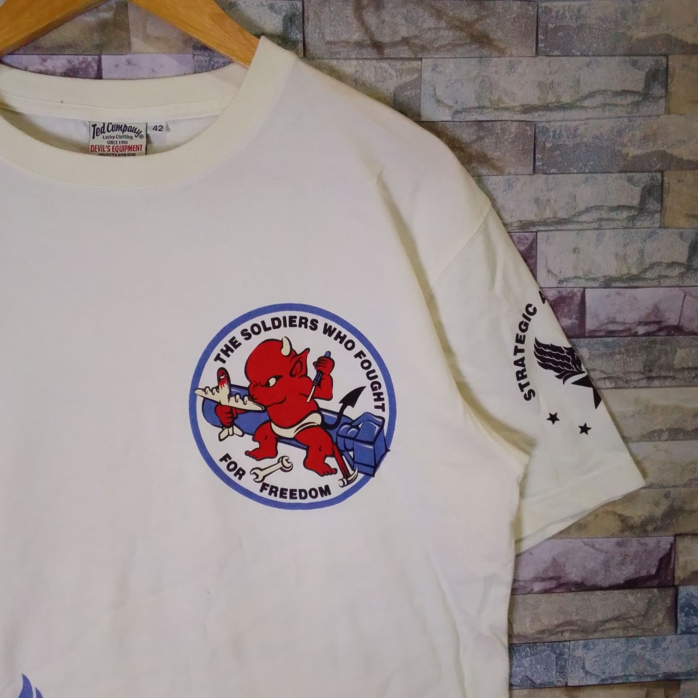Japanese Brand Vintage Ted Company Air Craft by Tedman T-shirt Size US L / EU 52-54 / 3 - 4 Thumbnail