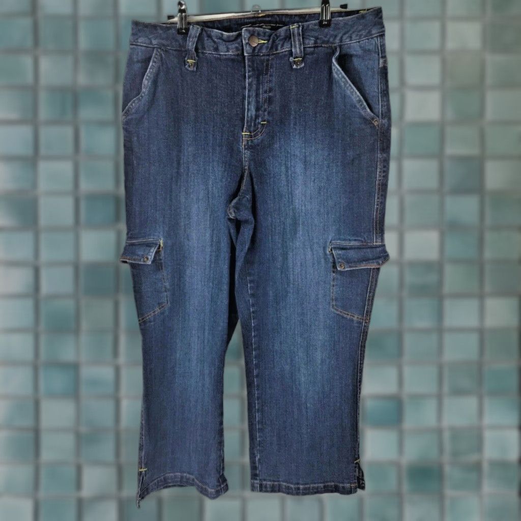 Vintage VINTAGE? No. Veezia Cropped Jeans Denim Blue 32x23.5 Size 14 Women High Rise Regular Cropped 23.5 in 98% Cotton 2% Spandex Womens Size 36" / US 14 / IT 50 - 1 Thumbnail