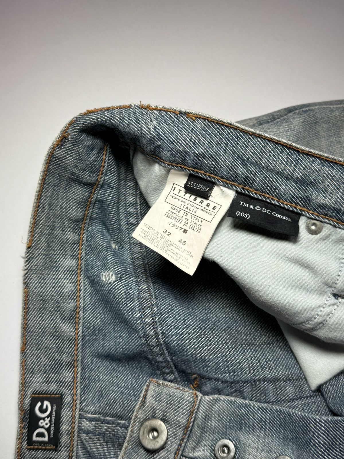 Dolce & Gabbana 2005 Dolce & Gabbana Superman distressed jeans. Size US 36 / EU 52 - 8 Thumbnail