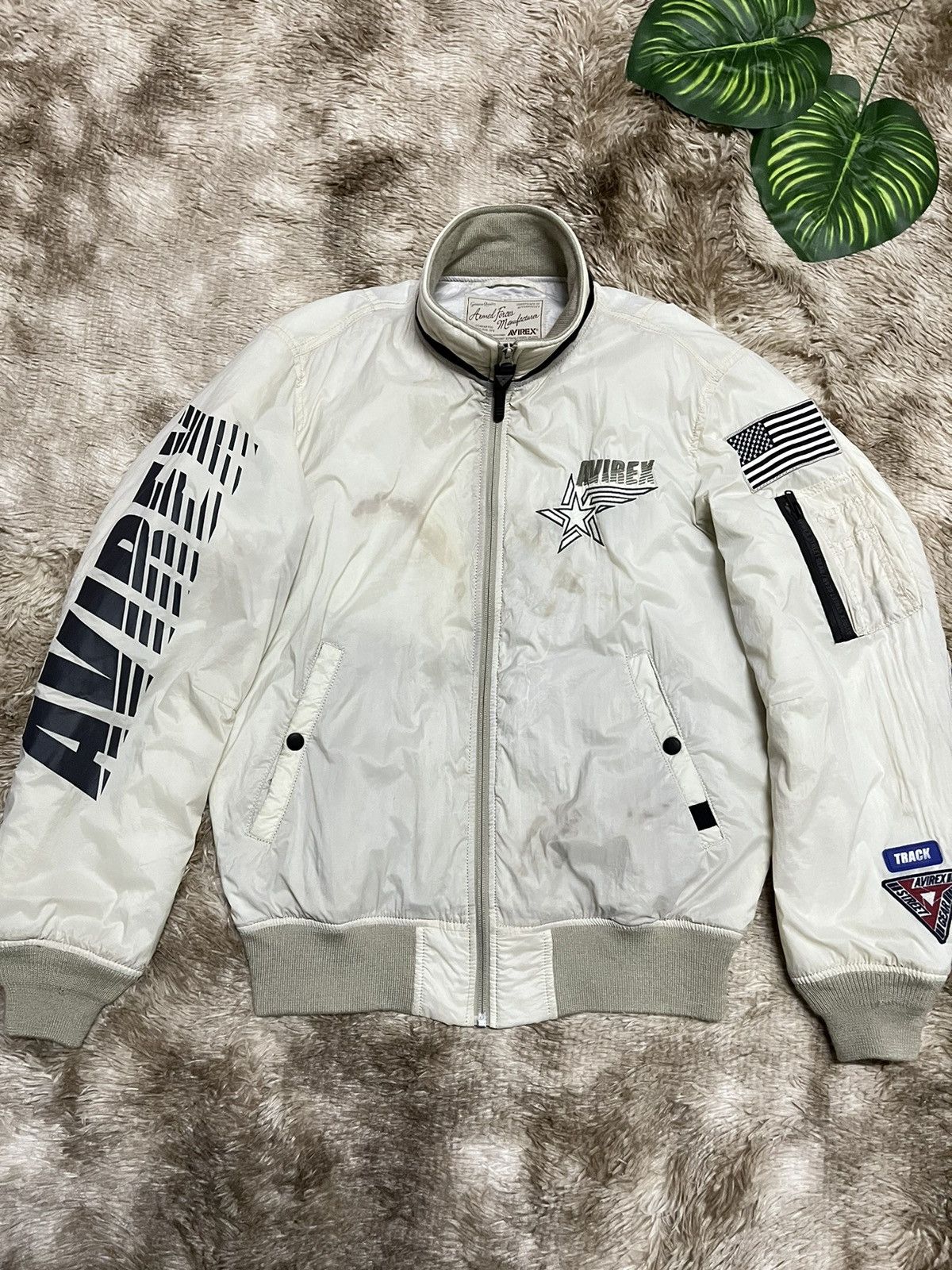 Avirex RARE Avirex USA Embroidery Spell Out Bomber Jacket Size US L / EU 52-54 / 3 - 2 Thumbnail