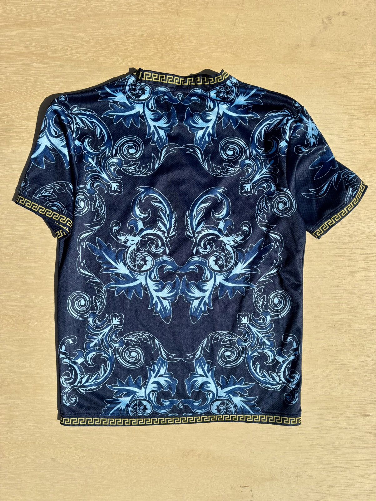 Puma × Versace Puma Versace Italy Concept Soccer Jersey Size US S / EU 44-46 / 1 - 8 Thumbnail