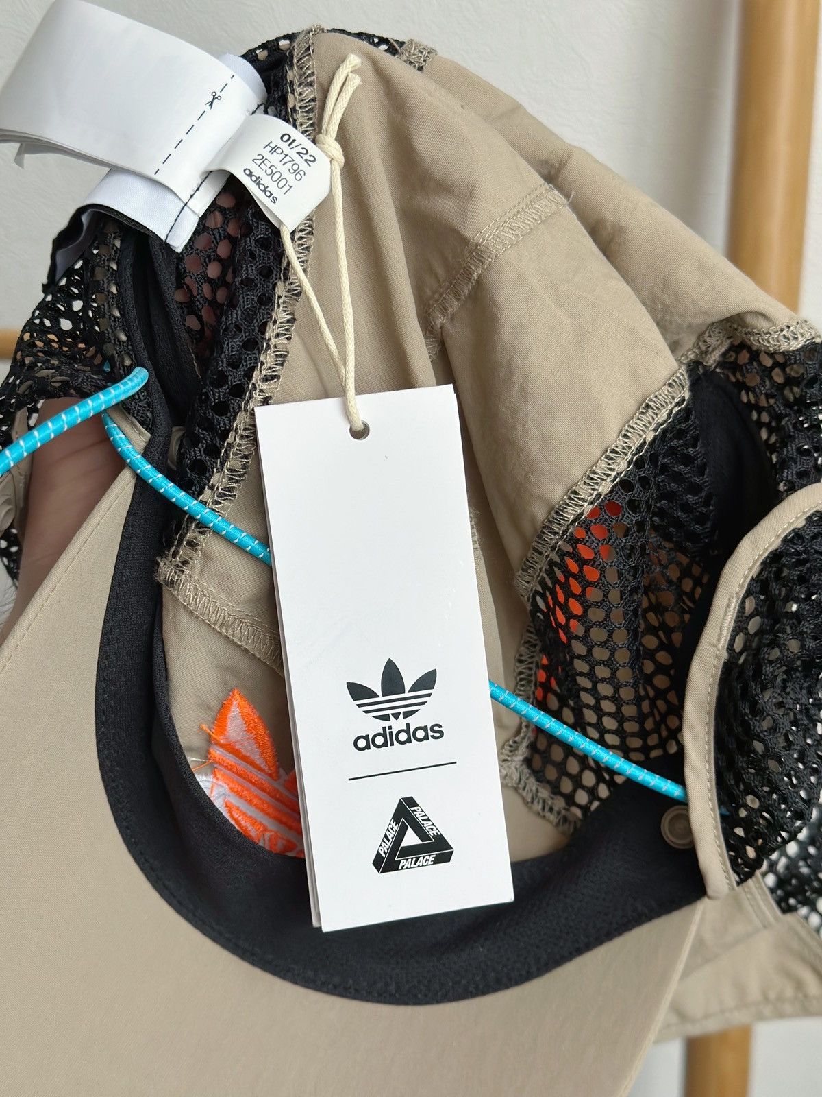Adidas × Palace Adidas x Palace nature cap blanch cargo Size ONE SIZE - 7 Thumbnail
