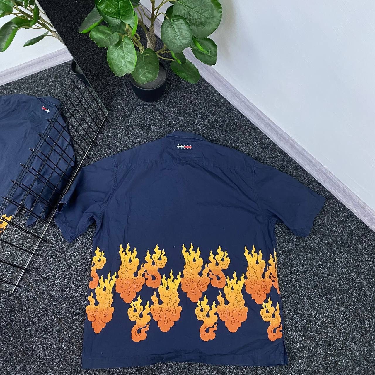Tommy Hilfiger 90s shirt flames Hawaiian over print Japan Tommy Hilfiger Size US L / EU 52-54 / 3 - 5 Thumbnail