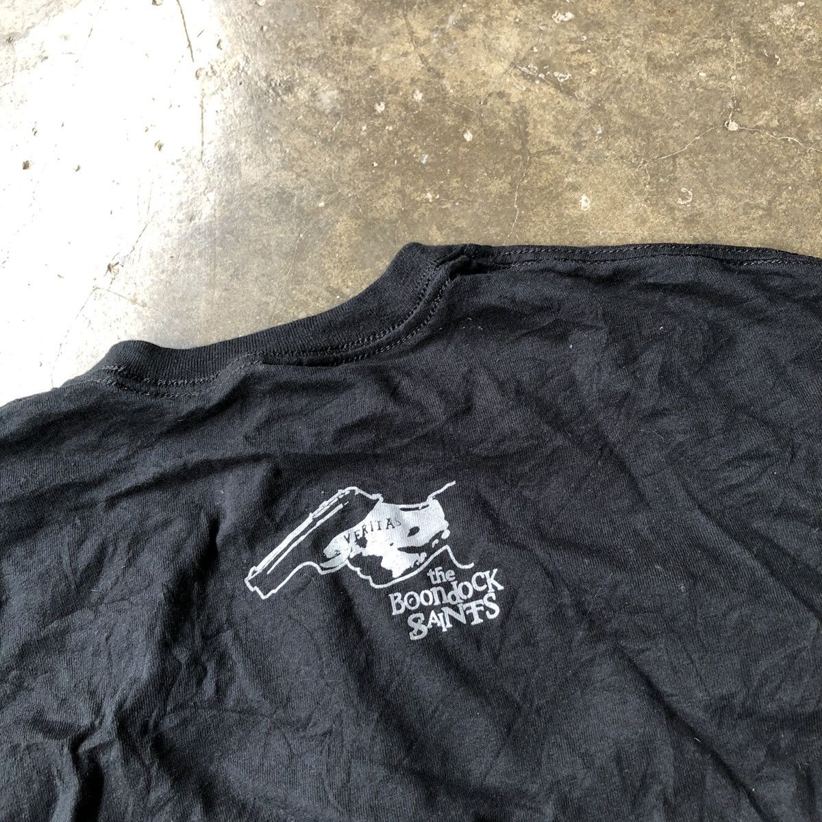 Band Tees × Vintage Vintage The Boondocks Saint Promo Tee 🍒 Size US L / EU 52-54 / 3 - 4 Thumbnail