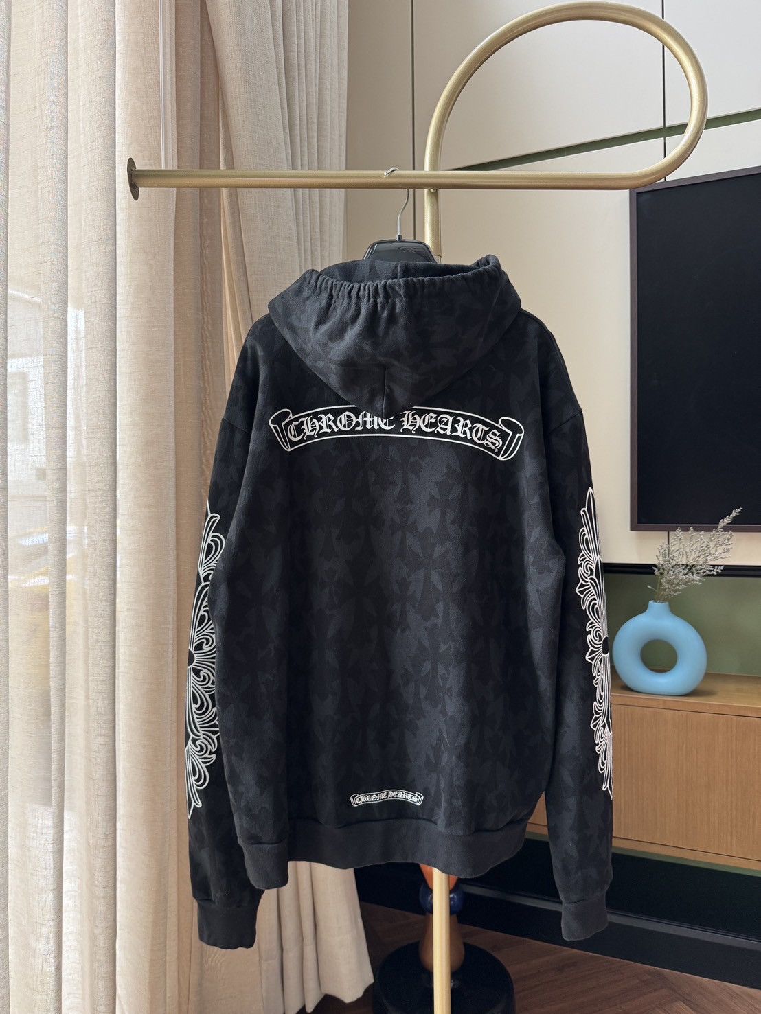 大人気【CHROME HEARTS】Y NOT Cemetery Cross Sweatshirt 大人気【CHROME HEARTS】Y NOT Cemetery Cross Sweatshirt