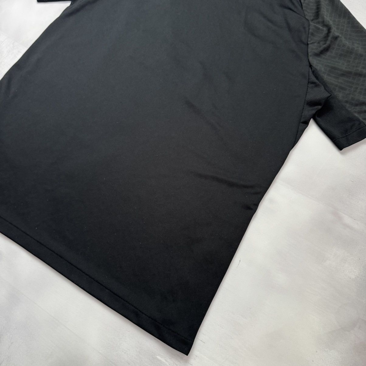 Nike Nike Tottenham Hotspur 22/23 Training Shirt Black Getir L Size US L / EU 52-54 / 3 - 11 Thumbnail