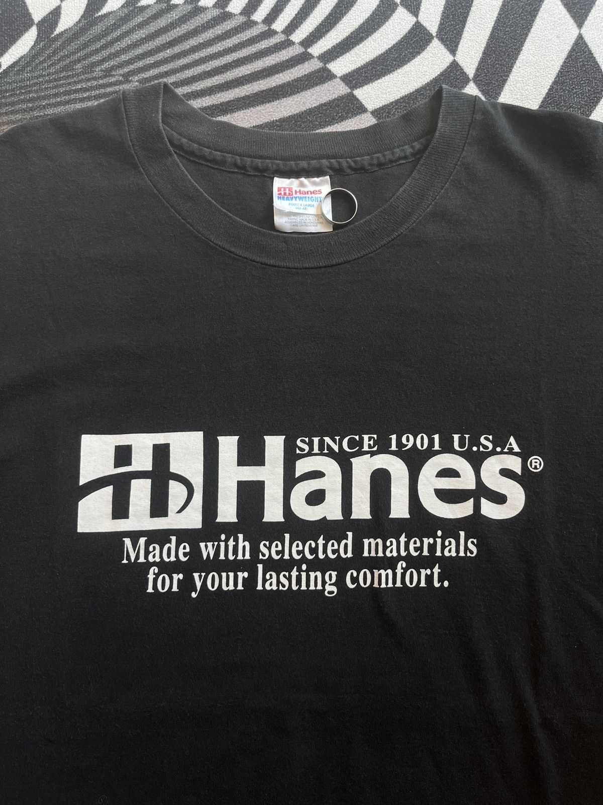 Hanes Vintage Hanes Big Logo 90’s Tshirt Size US XL / EU 56 / 4 - 5 Thumbnail
