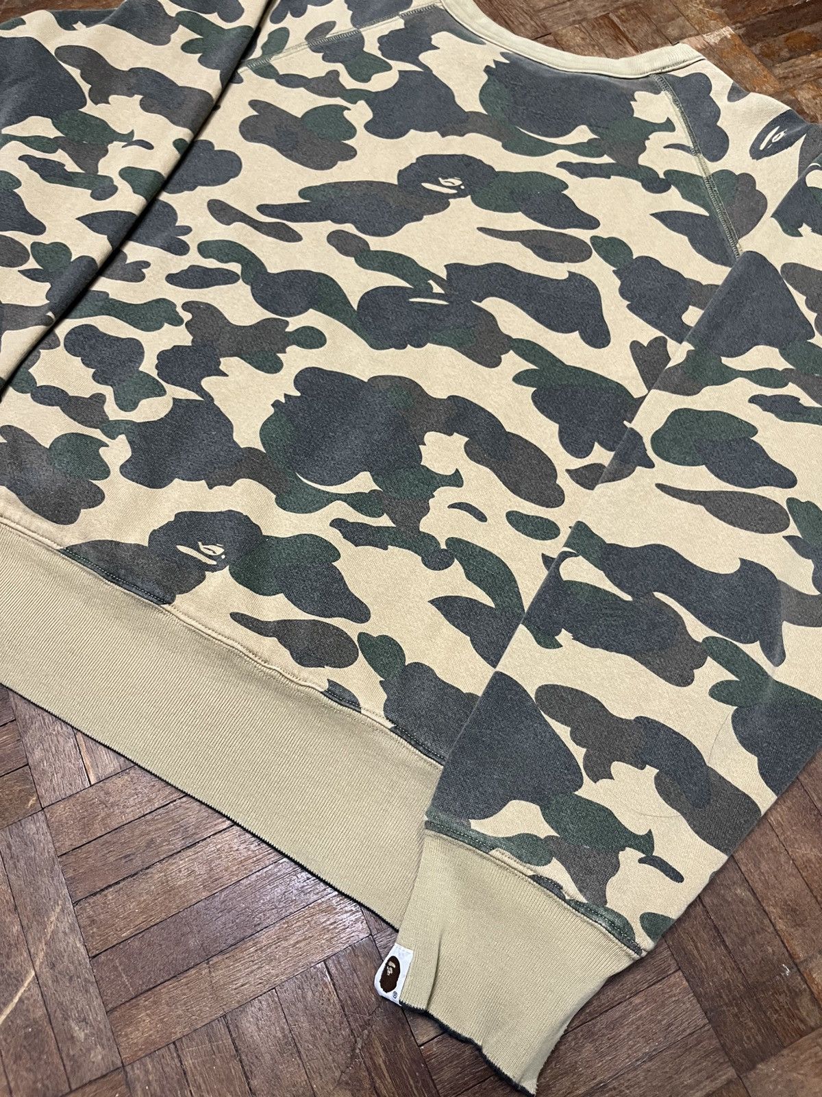 Bape OG Bape Camo Reversible Crewneck Sweatshirt Size US S / EU 44-46 / 1 - 5 Thumbnail