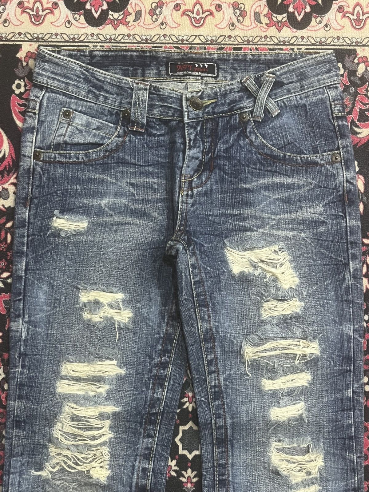 Le Grande Bleu (L.G.B.) Vintage African Taro Blue Thunder Washed Ripped Flare Jeans Size US 30 / EU 46 - 4 Thumbnail