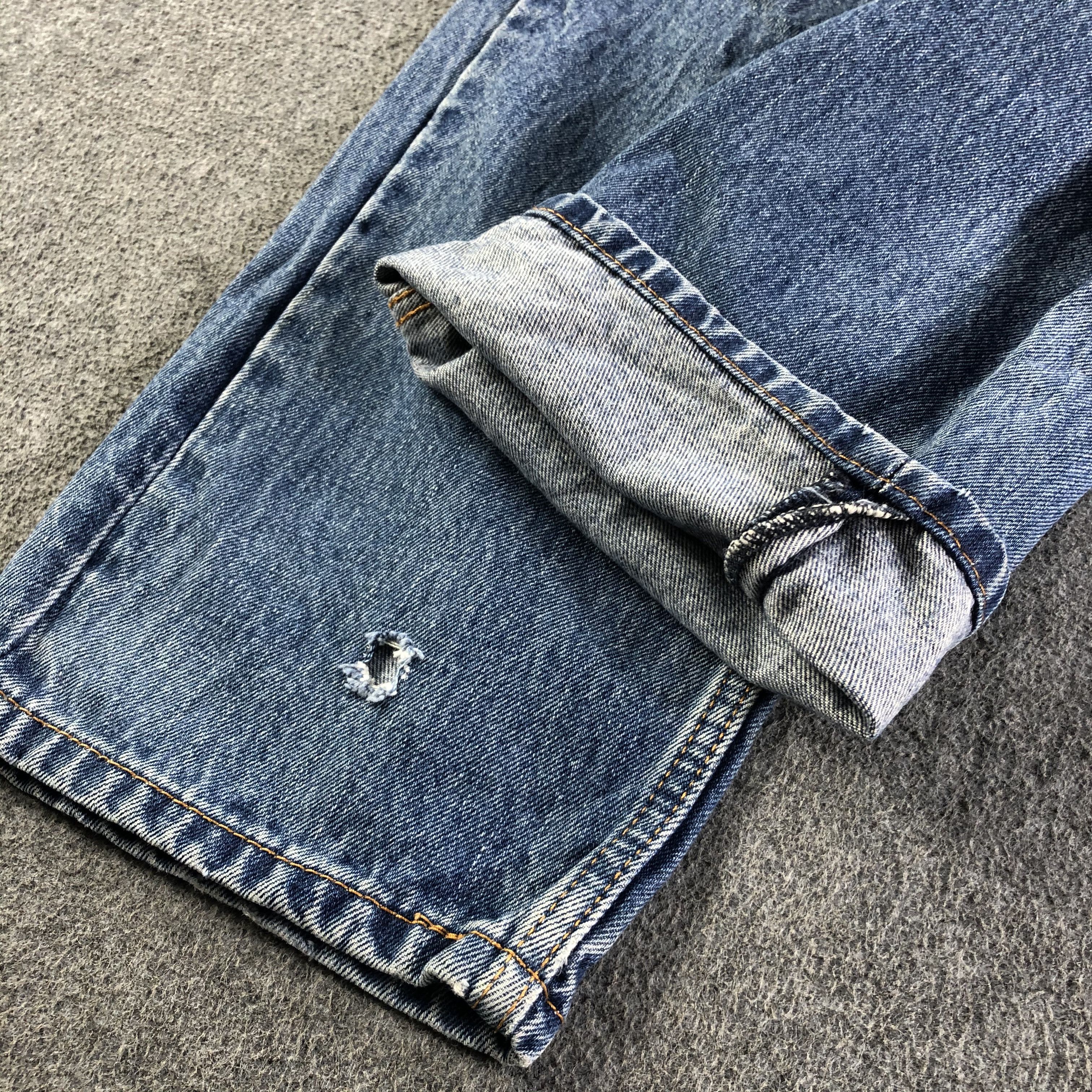 Levi's Vintage Blue Wash Levis 560 Jeans-J4394 Size US 33 - 6 Thumbnail