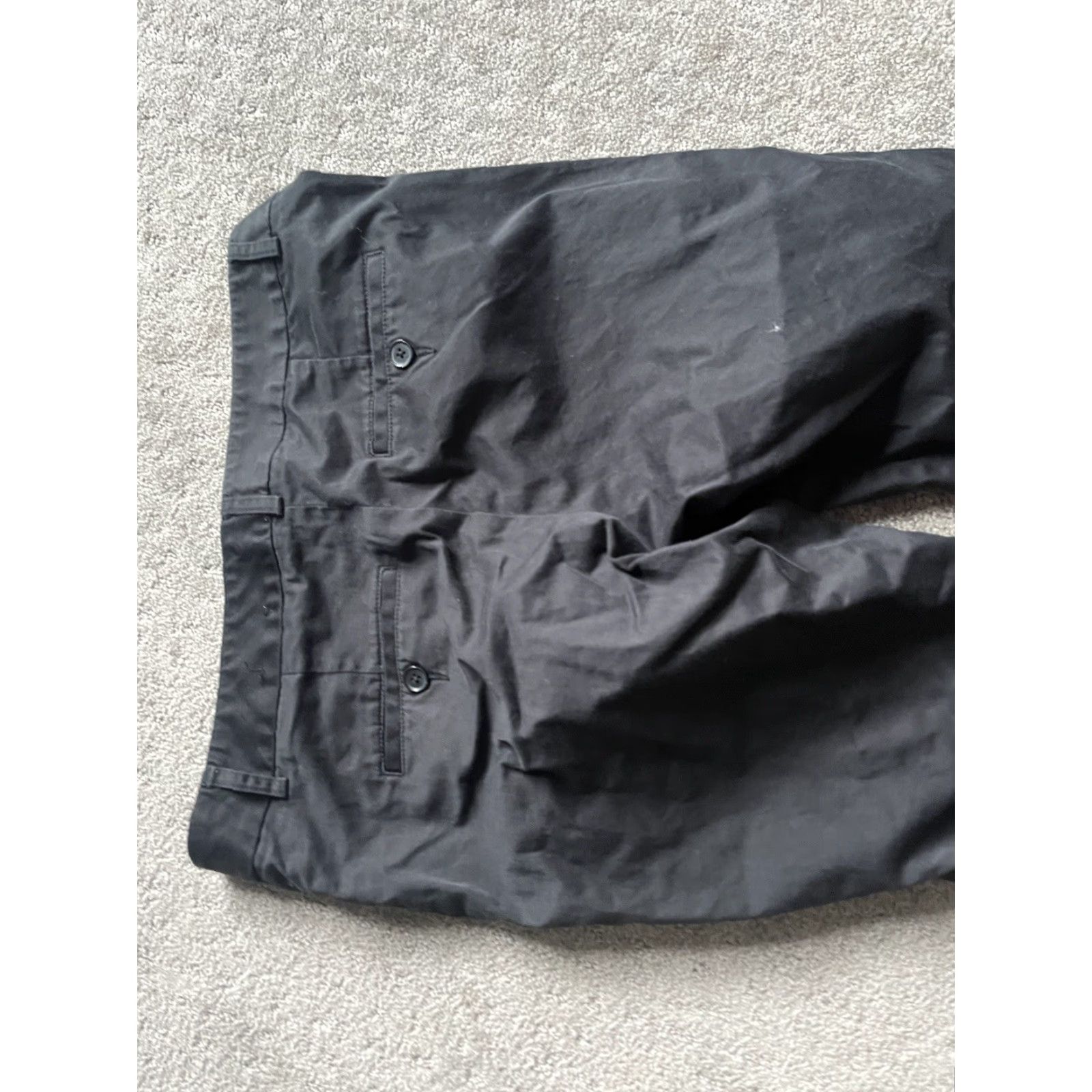 Express **Express Women's Black Chino Capri Pants Size 6 Pockets** User: Express Women's Black Chino Capri Pants Size 6 with Pockets Size 28" / US 6 / IT 42 - 4 Thumbnail