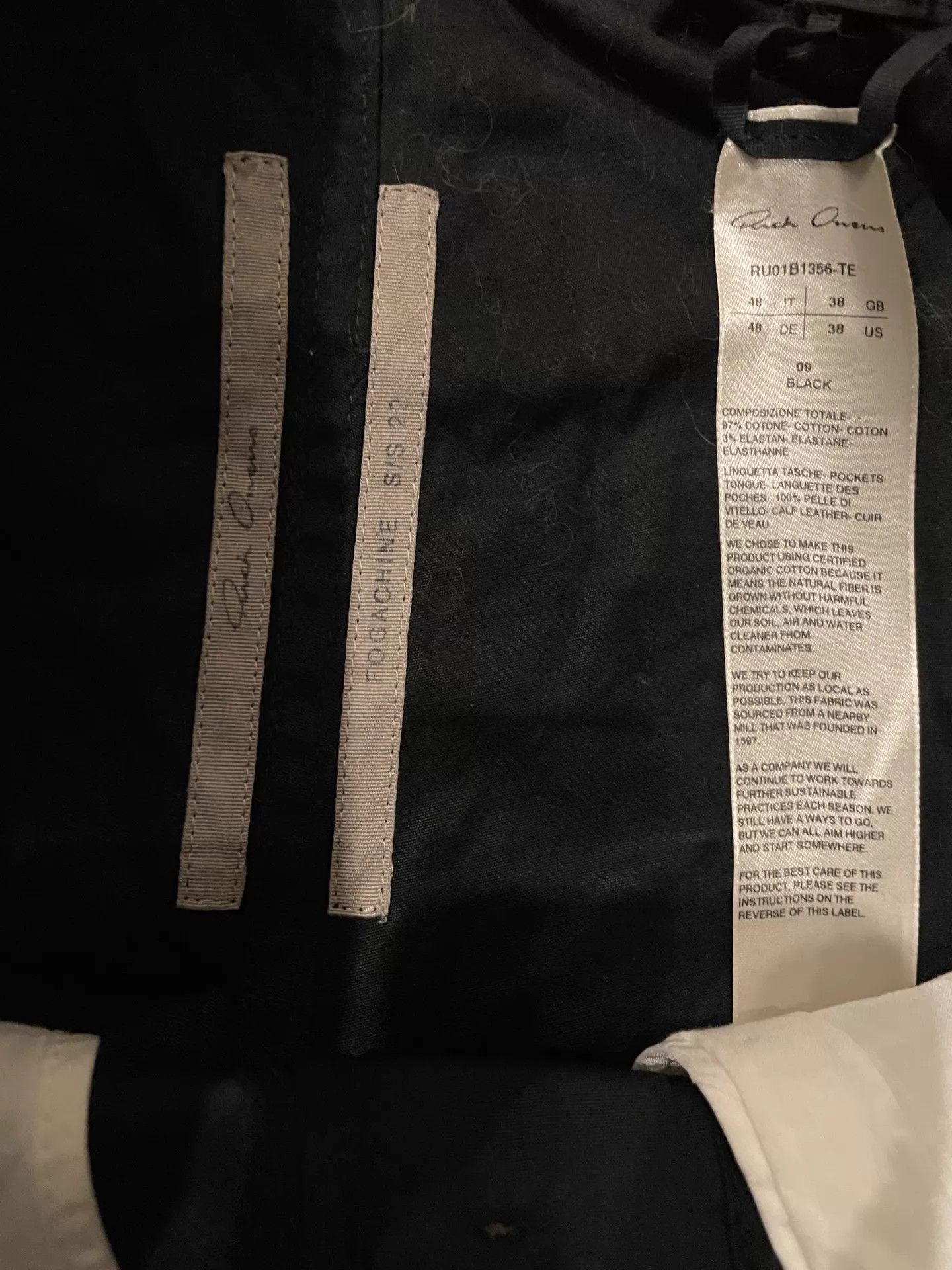 Rick Owens Rick Owens bauhaus cargo zip shorts black Size US 32 / EU 48 - 2 Thumbnail