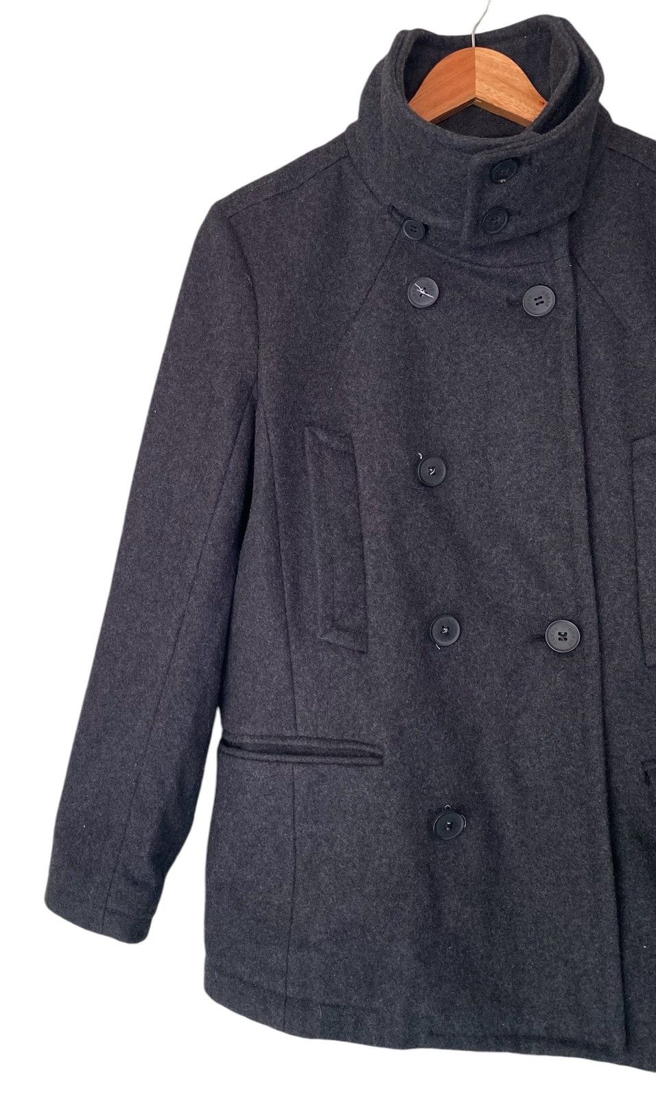 Guess Rare GUESS Wool Double Breast Button Jacket sz L Size US L / EU 52-54 / 3 - 3 Thumbnail