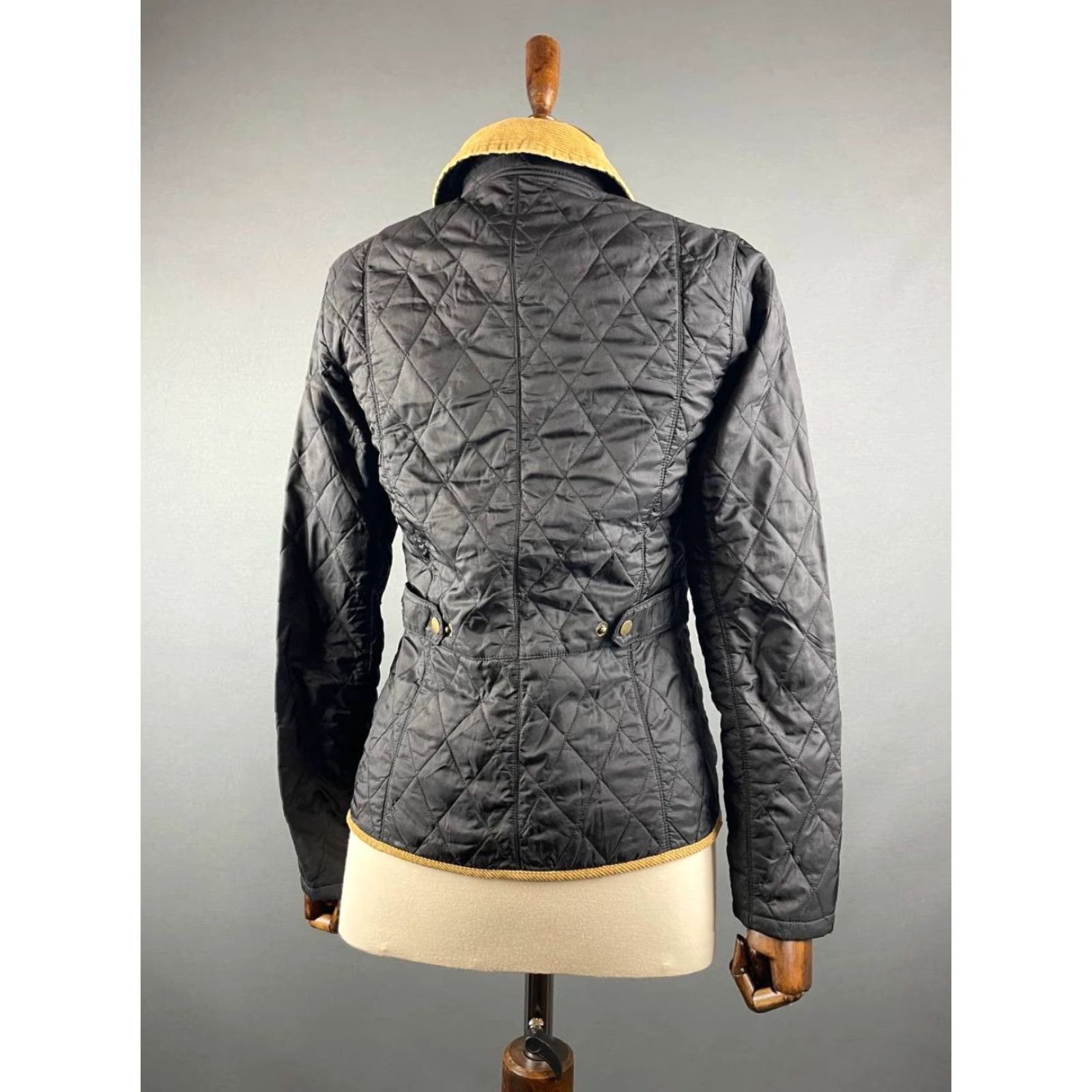 Barbour Barbour Jacket Women's Size 34 Black Long Sleeve Button Collared Business Casual Formal Travel Pocket Size XXS / US 00 / IT 34 - 2 Thumbnail