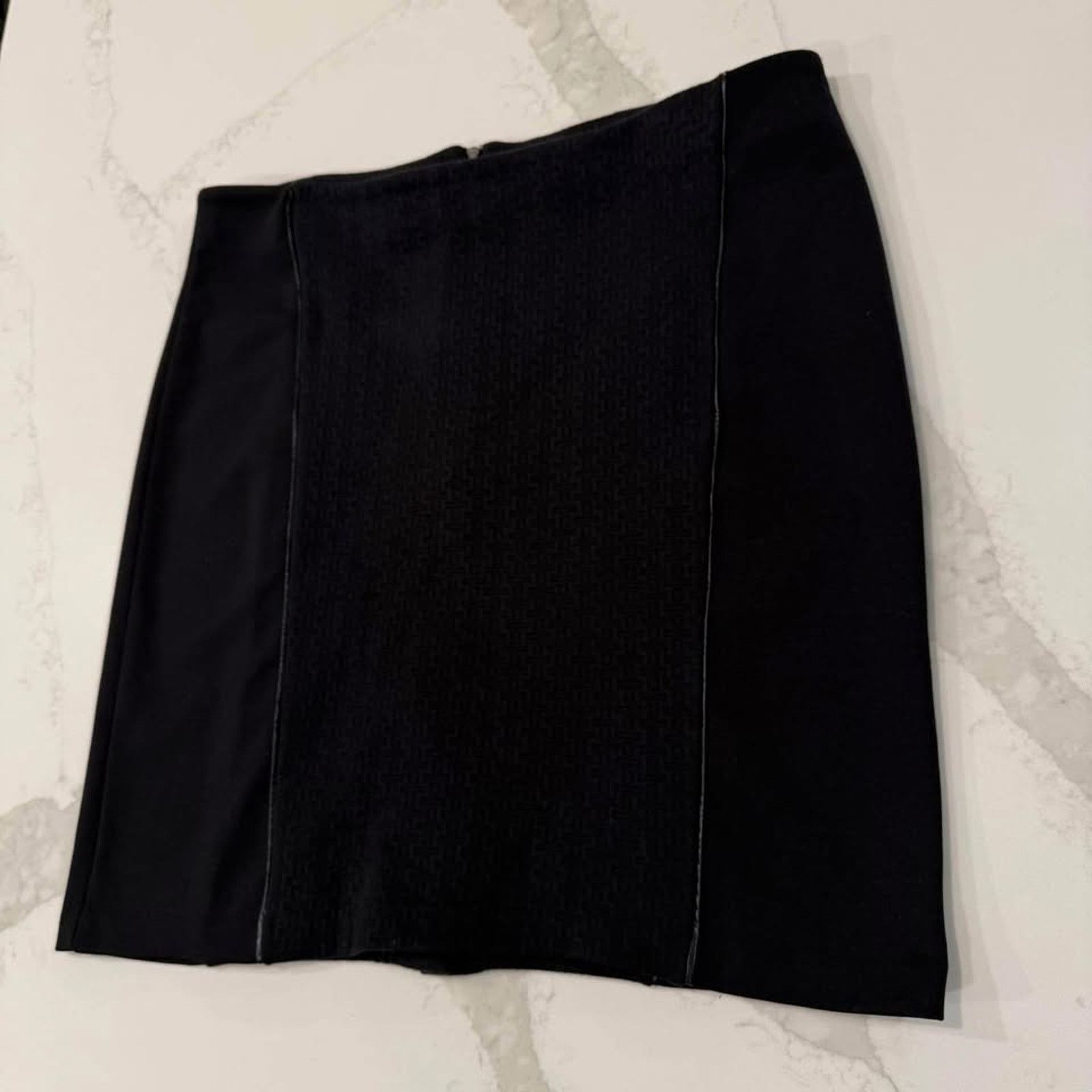 Laundry by Shelli Segal Laundry by Shelli Segal QuiltedTexture PencilSkirt Womens 12 Size 34" / US 12 / IT 48 - 2 Thumbnail