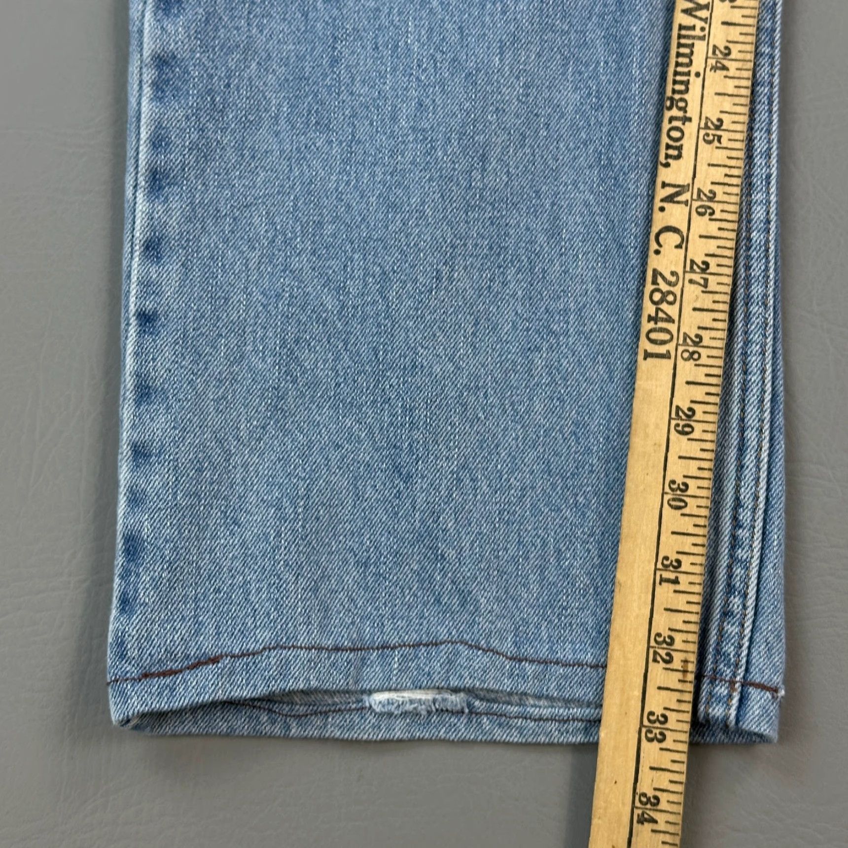 Levi's Vintage Levi's 505 Jeans Mens 36x33 Stone Wash Regular Straight Fit 90s Cowboy Retro USA Jeans Mens Size US 36 / EU 52 - 3 Thumbnail