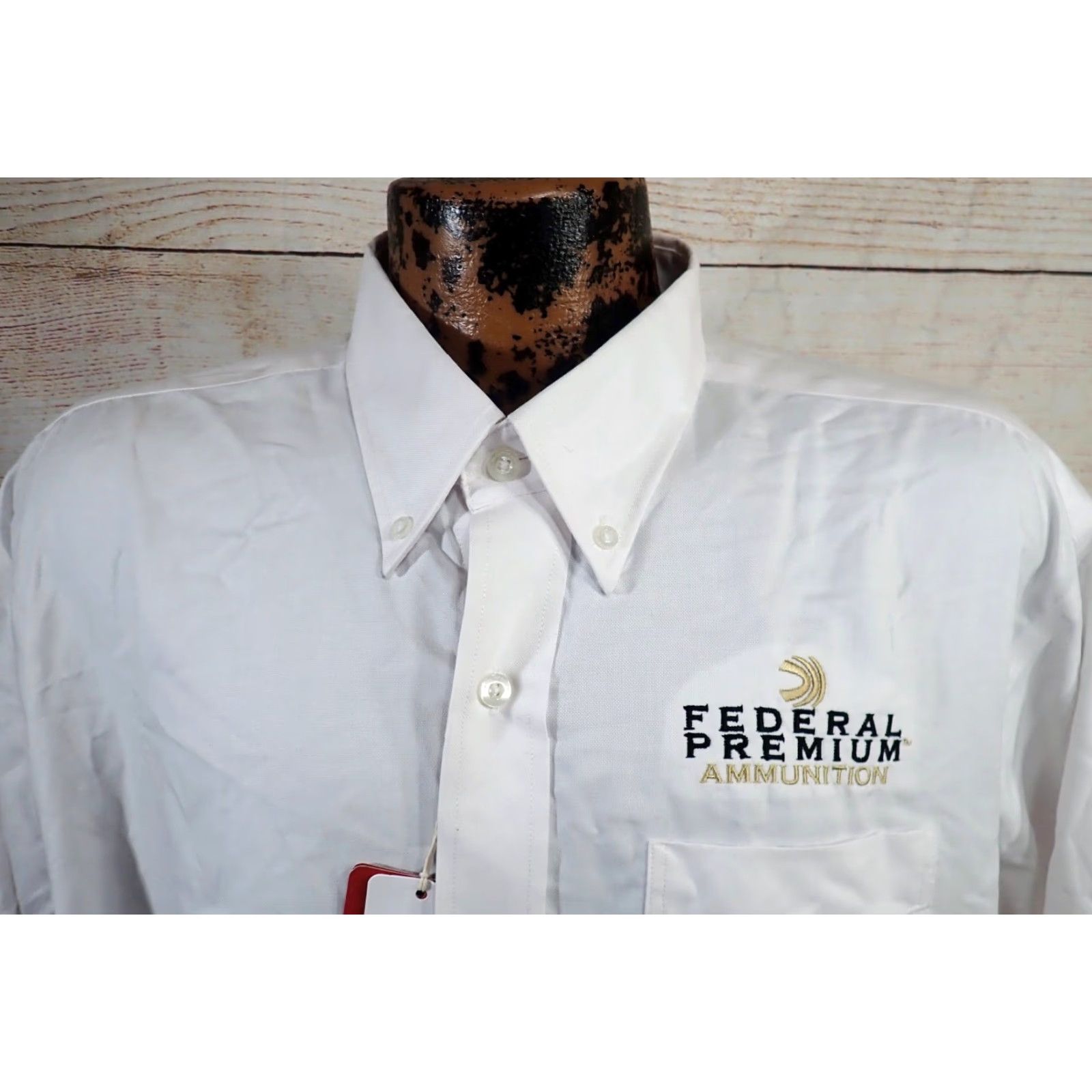 Cutter & Buck Cutter & Buck NWT Mens XL Nailshead Dress Shirt XL 52 White Cotton Blend Embroidered Button Chest Pocket Embroidered Lightweight Easy Care Size US XL / EU 56 / 4 - 4 Thumbnail
