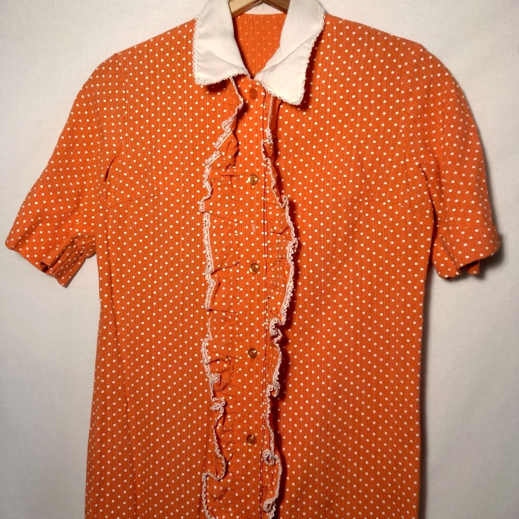 Vintage VINTAGE House Dress Shirt Womens Midi Orange Polka Dot Short Sleeve Collared Button 1960s Mod Crew Neck? Size 28" / US 6 / IT 42 - 2 Thumbnail