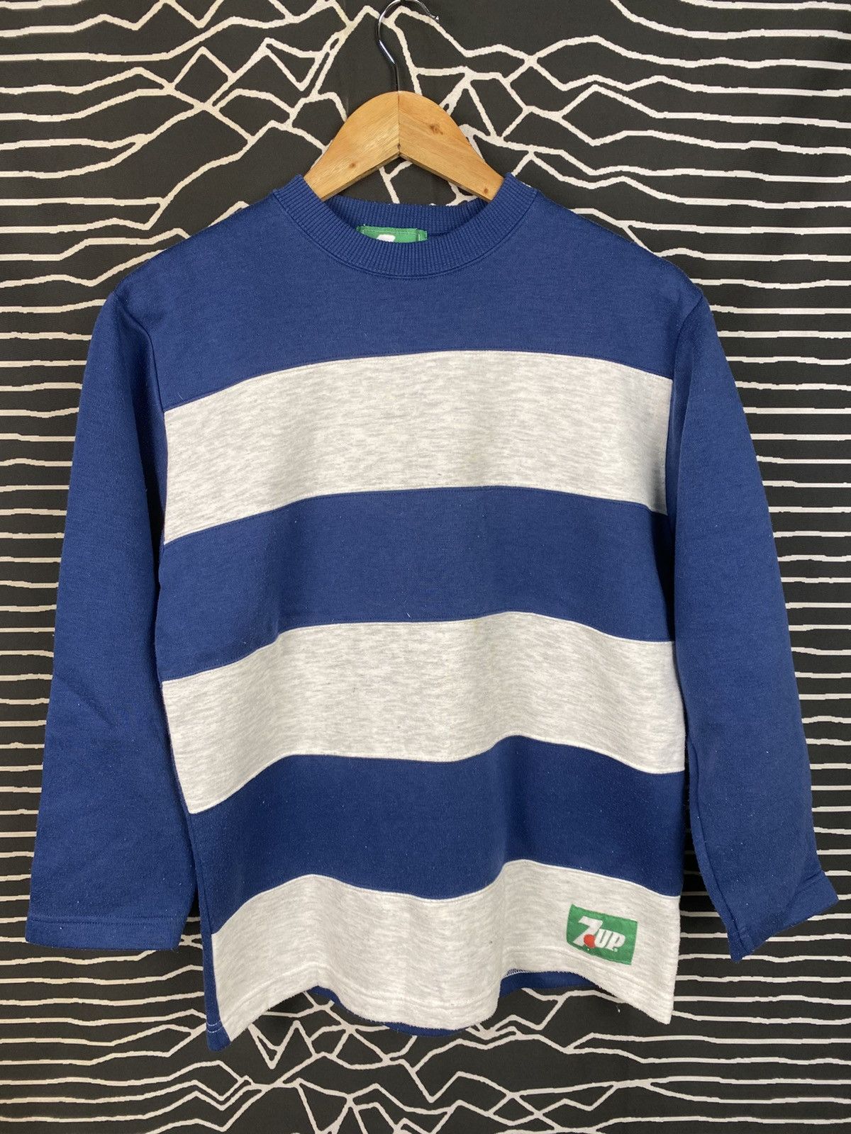 Vintage Vintage 7up Stripe Sweatshirt Size US S / EU 44-46 / 1 - 1 Thumbnail