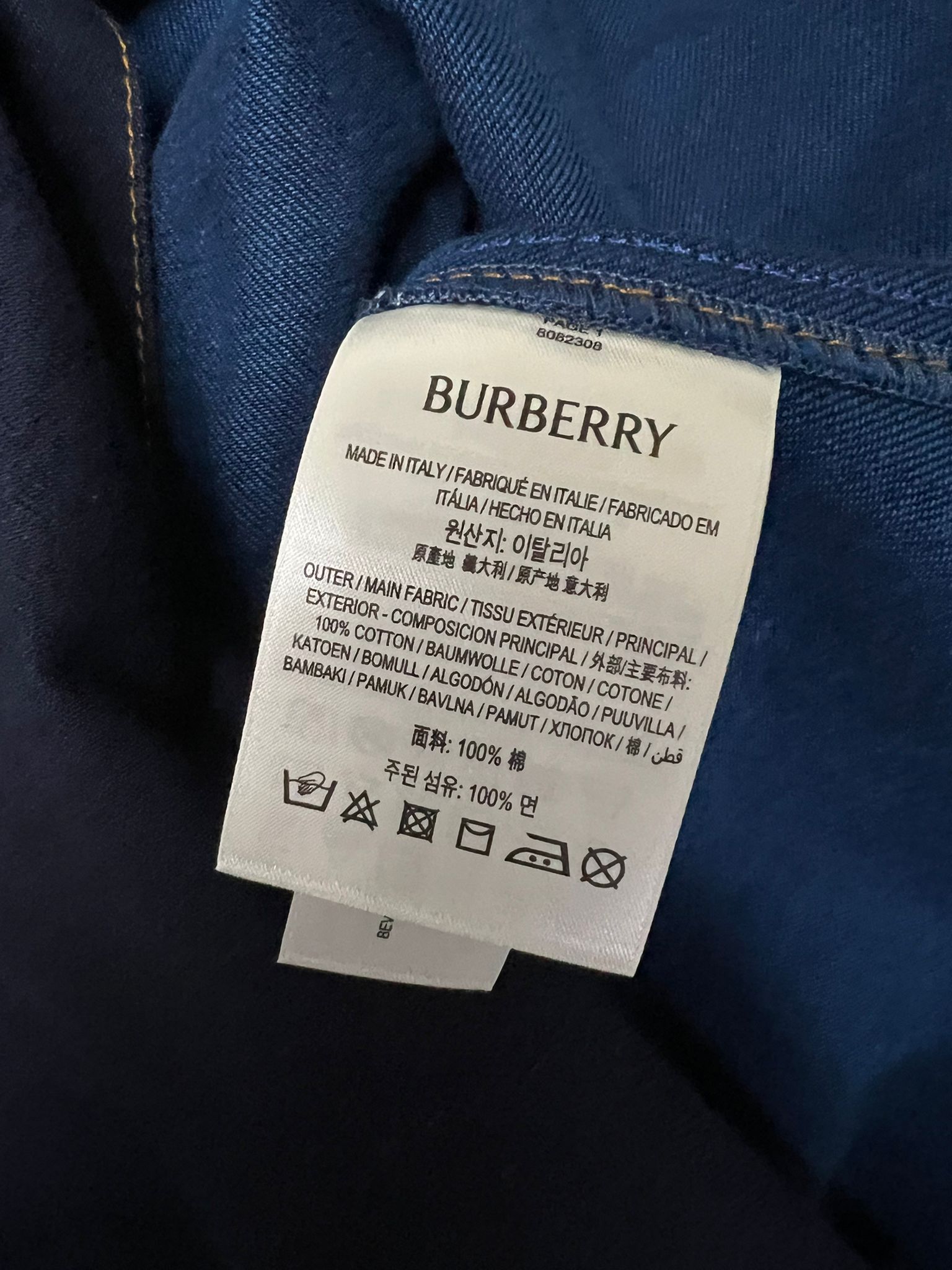 Burberry CC000024 Belted Denim Shirt Dress in Indigo Blue Size S / US 4 / IT 40 - 6 Thumbnail