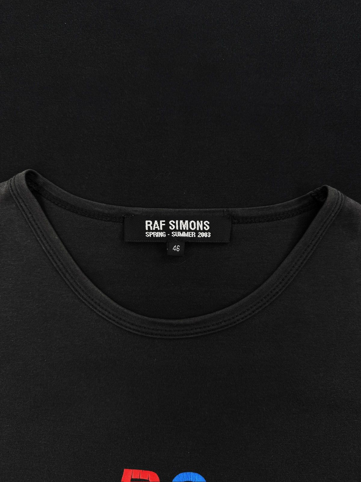 Raf Simons SS03 Raf Simons ‘Resisted’ Consumed Black Graphic T-Shirt Size US S / EU 44-46 / 1 - 4 Thumbnail