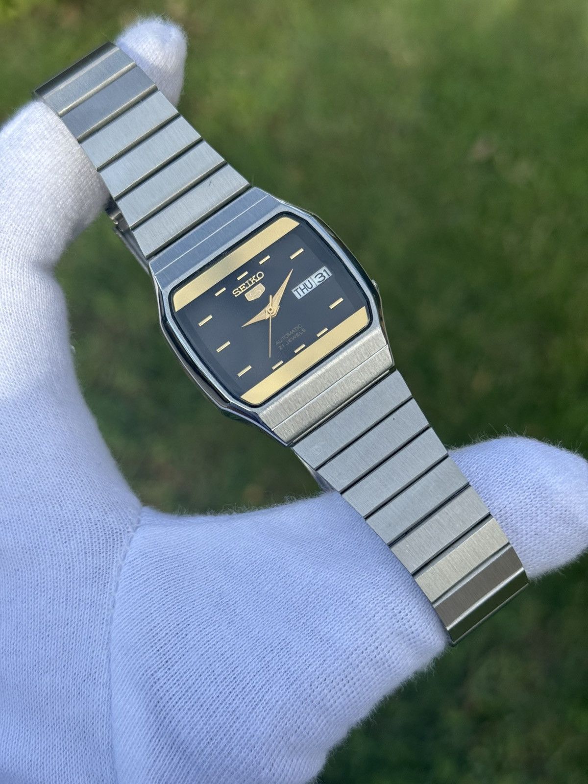 Seiko Vintage Seiko 5 Automatic Watch: black Dial, Retro TV Case Size 36 - 12 Thumbnail