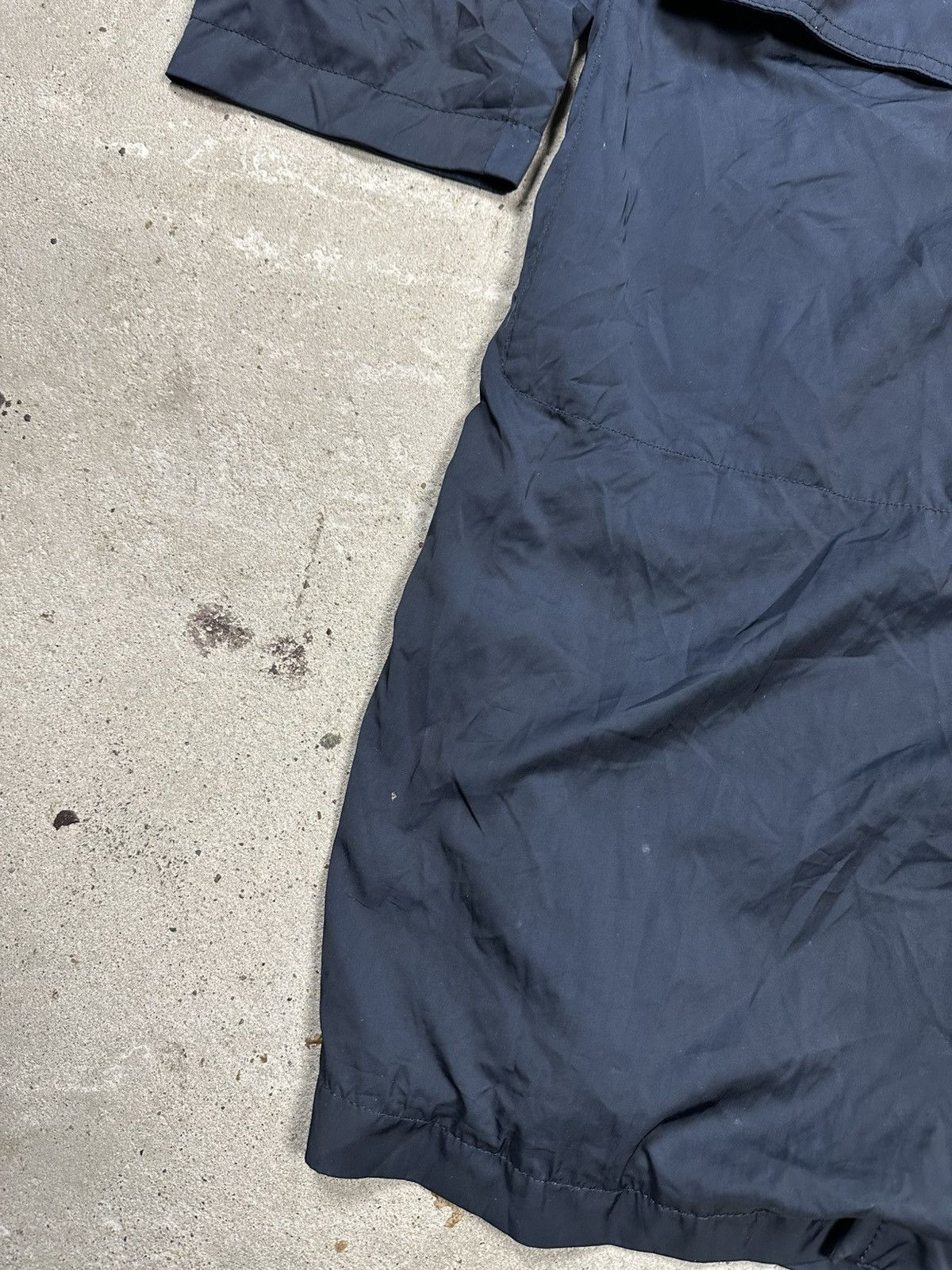 Acne Studios Acne Studios Navy Rain Coat Windbreaker Size US L / EU 52-54 / 3 - 4 Thumbnail