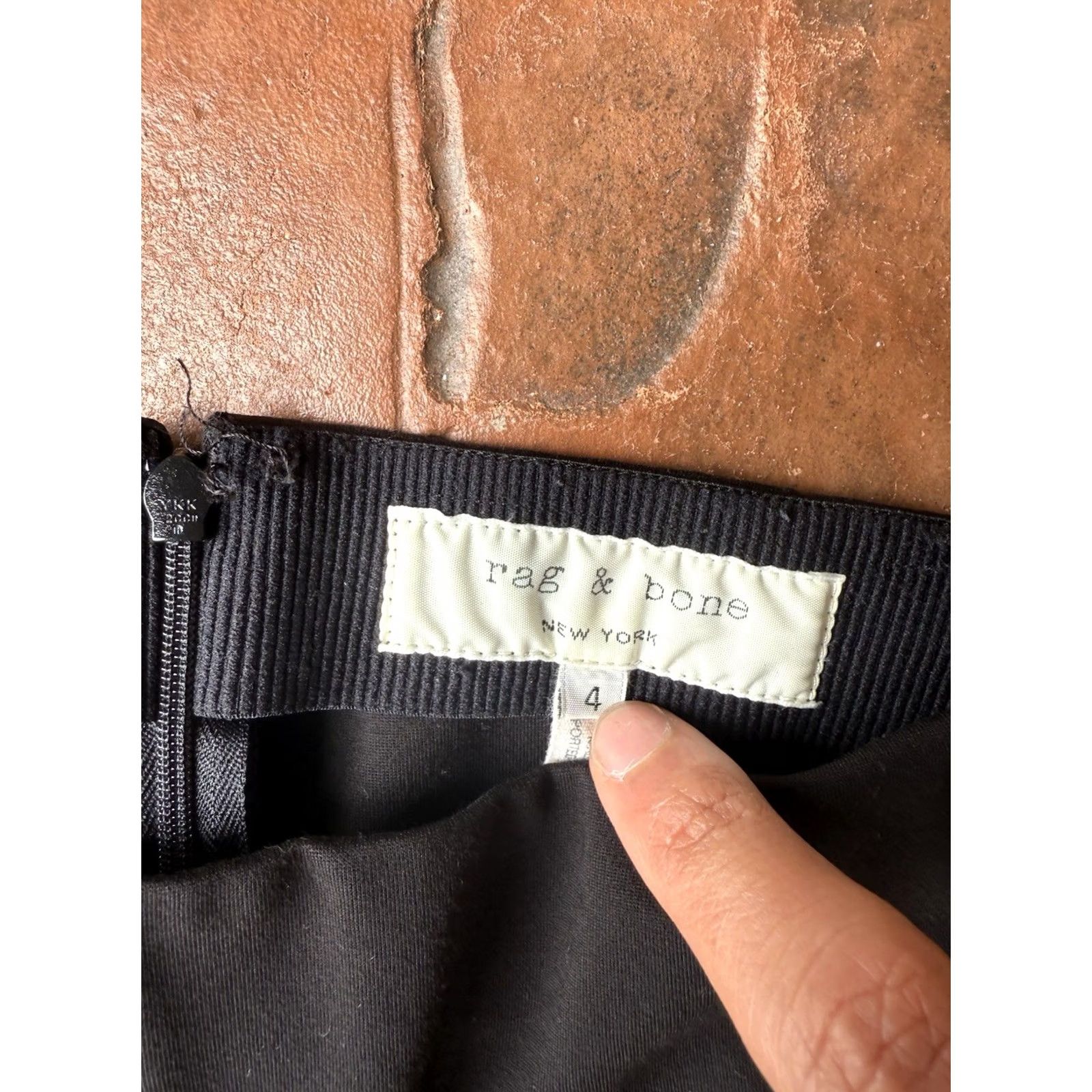 Rag & Bone VINTAGE? No, Rag & Bone Dress Pants Women’s 4 Black Skinny Back Zipper Size 27" / US 4 / IT 40 - 2 Thumbnail