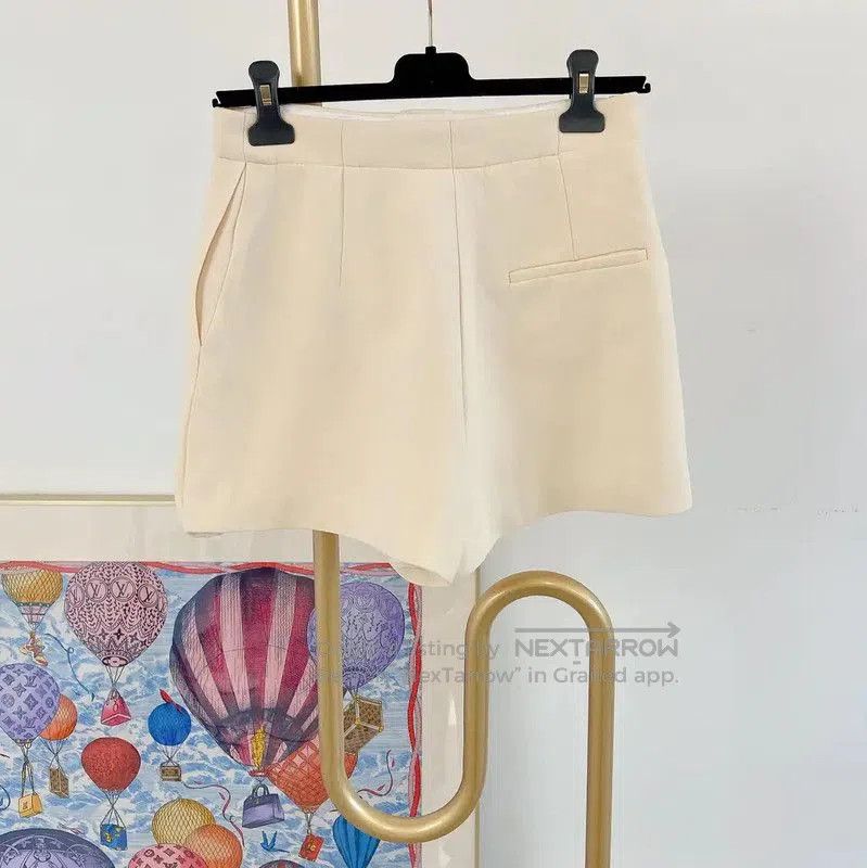 Dior Dior Summer Beige Wool Women's Shorts . Size 33" - 1 Thumbnail