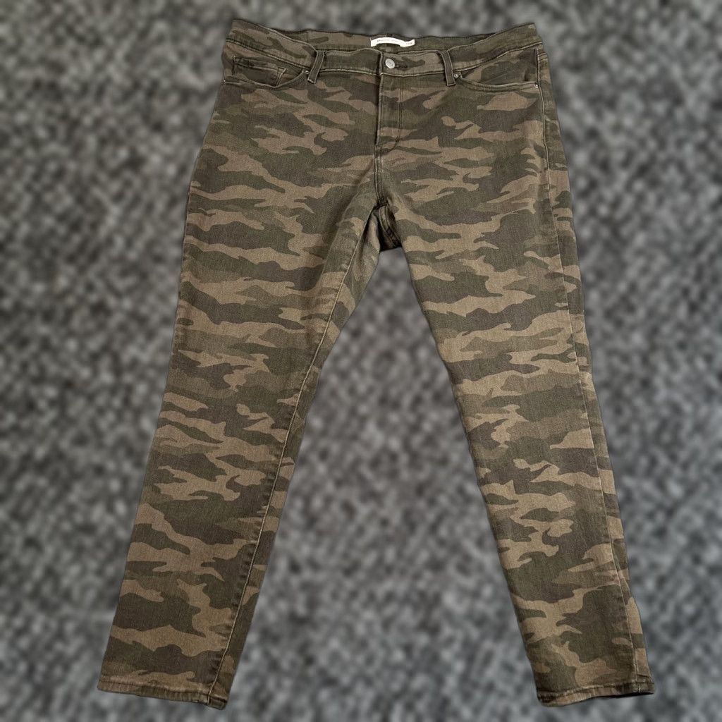 Levi's VINTAGE Levi's 311 Jeans Women's Size 18W Camouflage Skinny Fit Cotton Denim City Style Size 40" / US 18 - 1 Thumbnail