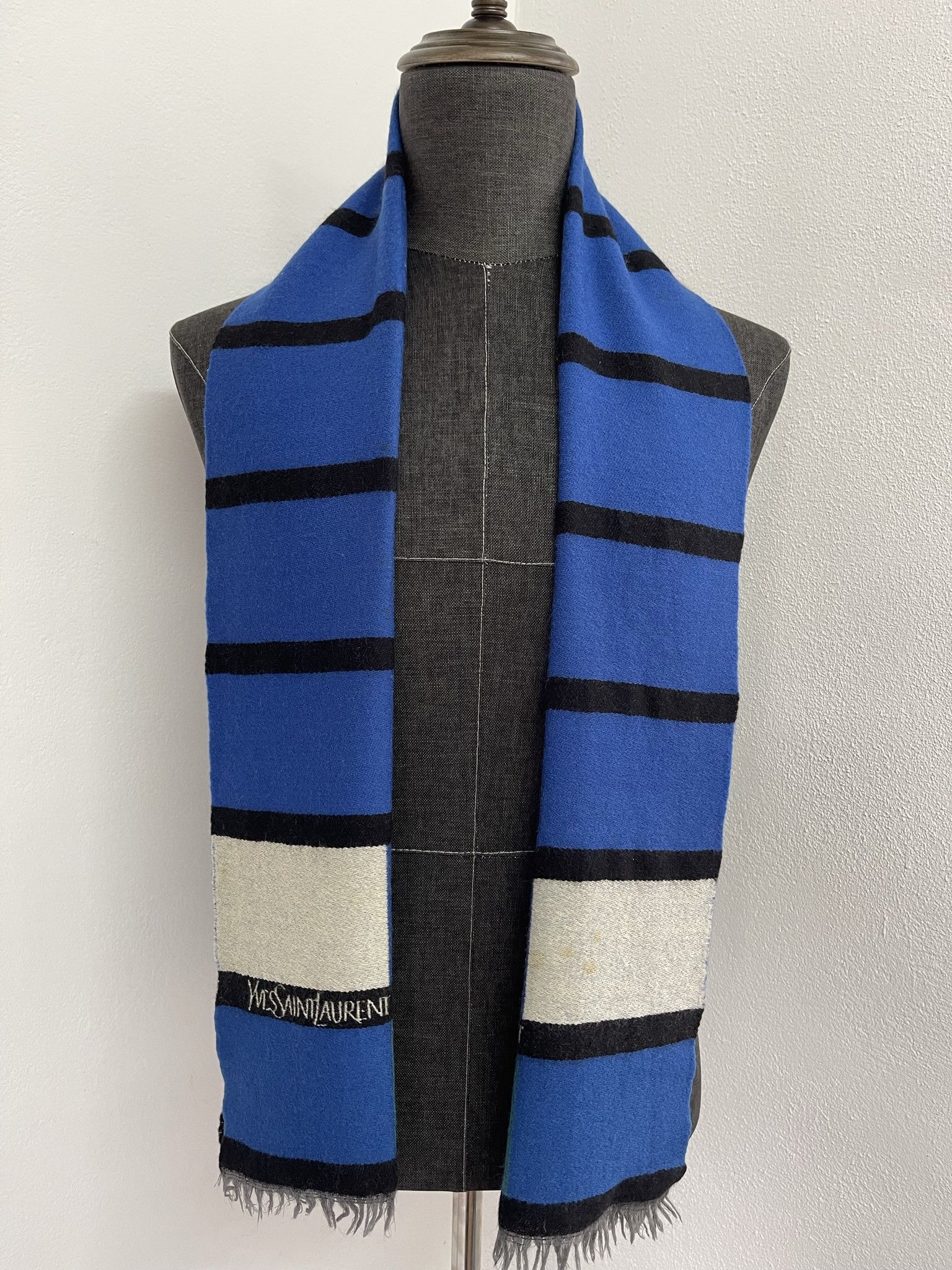 Vintage × Yves Saint Laurent Vintage Yves Saint Laurent Scarf / Muffler - 6019 Size ONE SIZE - 6 Thumbnail