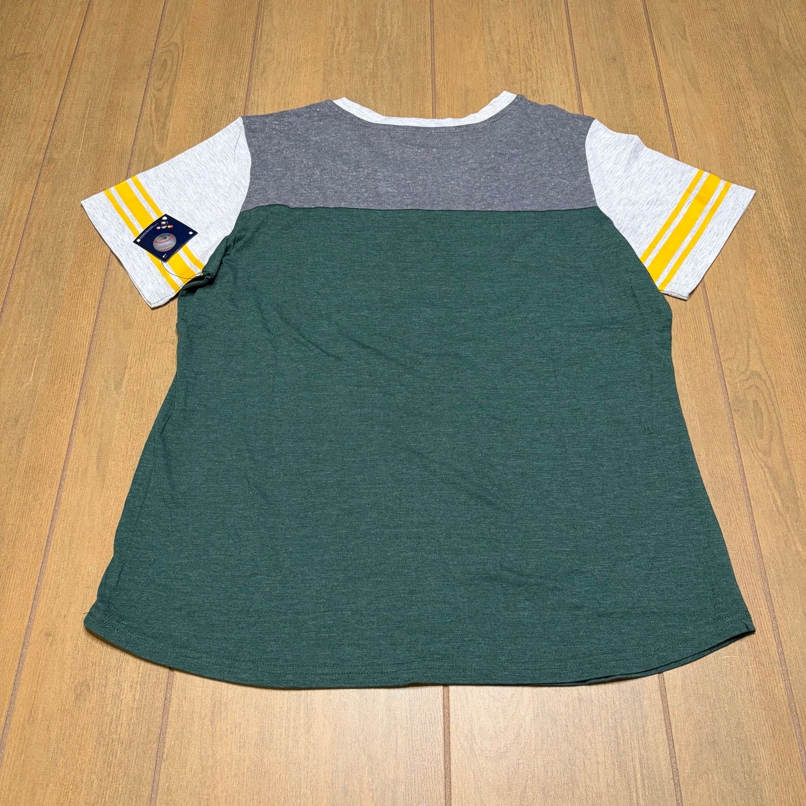 G-III Oakland Athletics Women’s XL Shirt G-III 4Her MLB Green NWT Size XL / US 12-14 / IT 48-50 - 7 Thumbnail