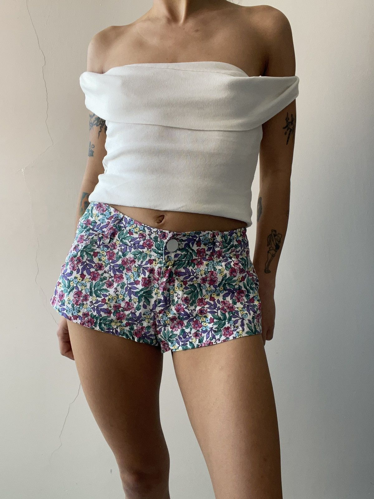 Vintage Oysho short Size 22" - 2 Thumbnail