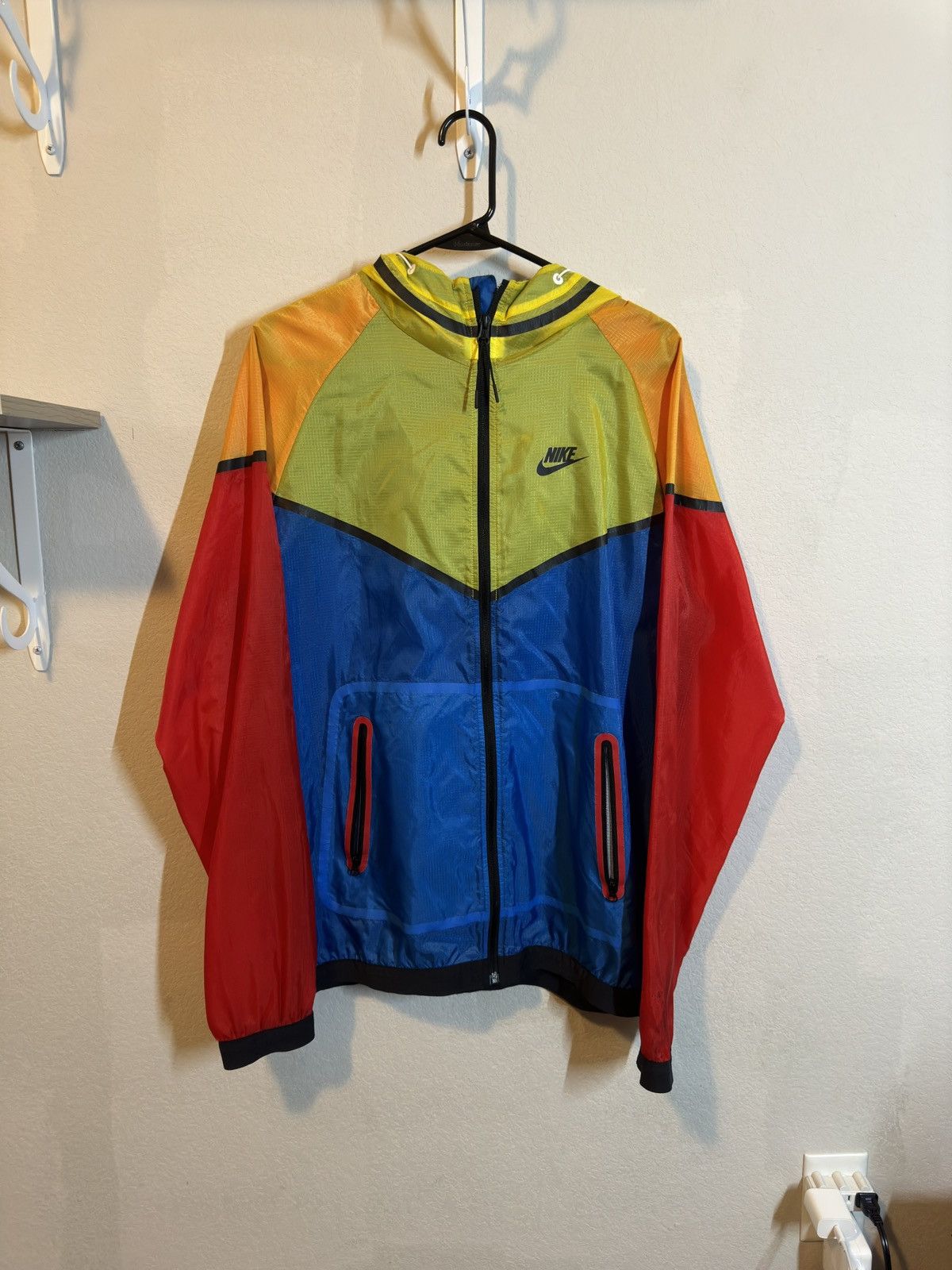 image of Nike Windbreaker, Men's (Size Large)