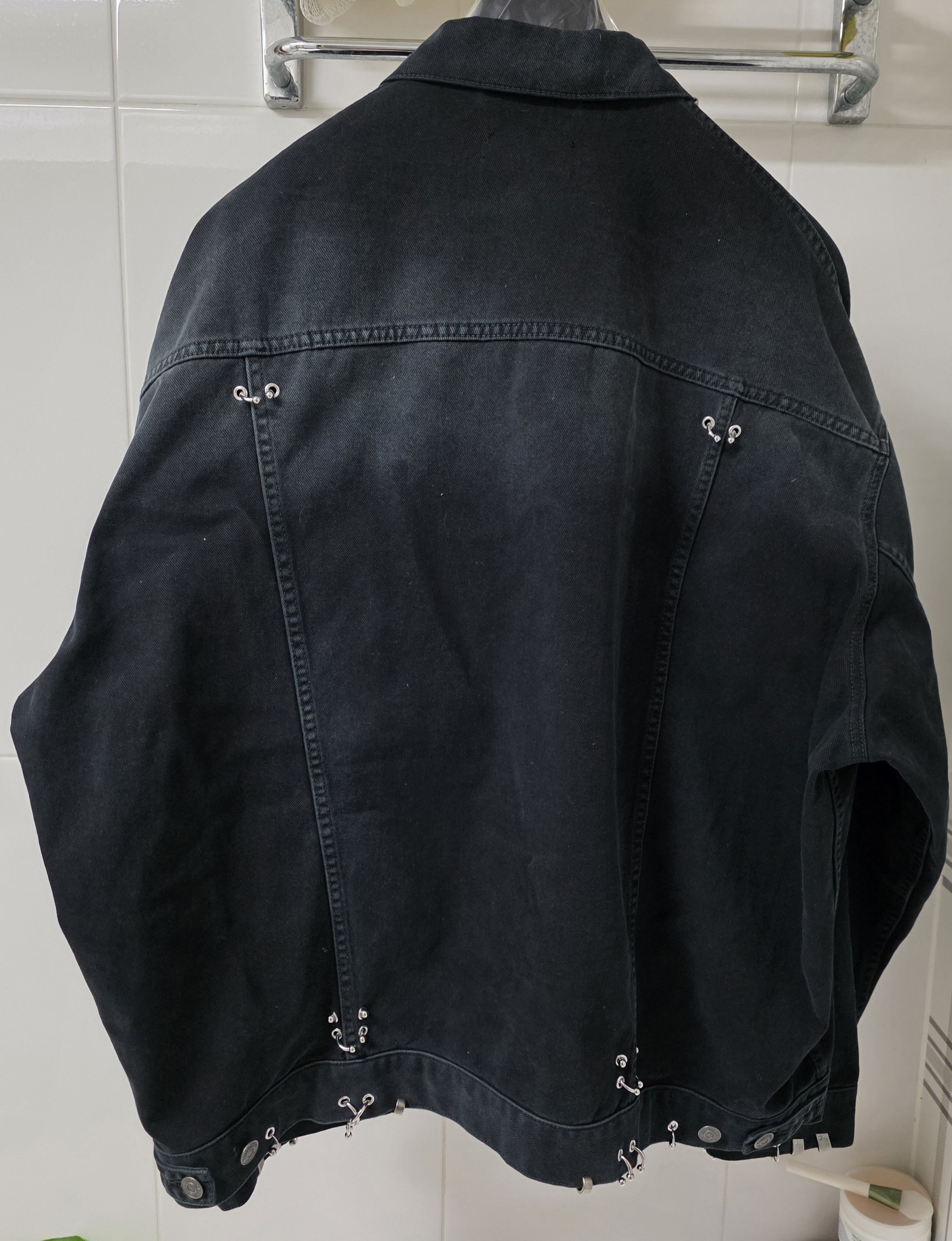Balenciaga Balenciaga Pierced Denim Jacket Black size 2 Size US M / EU 48-50 / 2 - 2 Thumbnail
