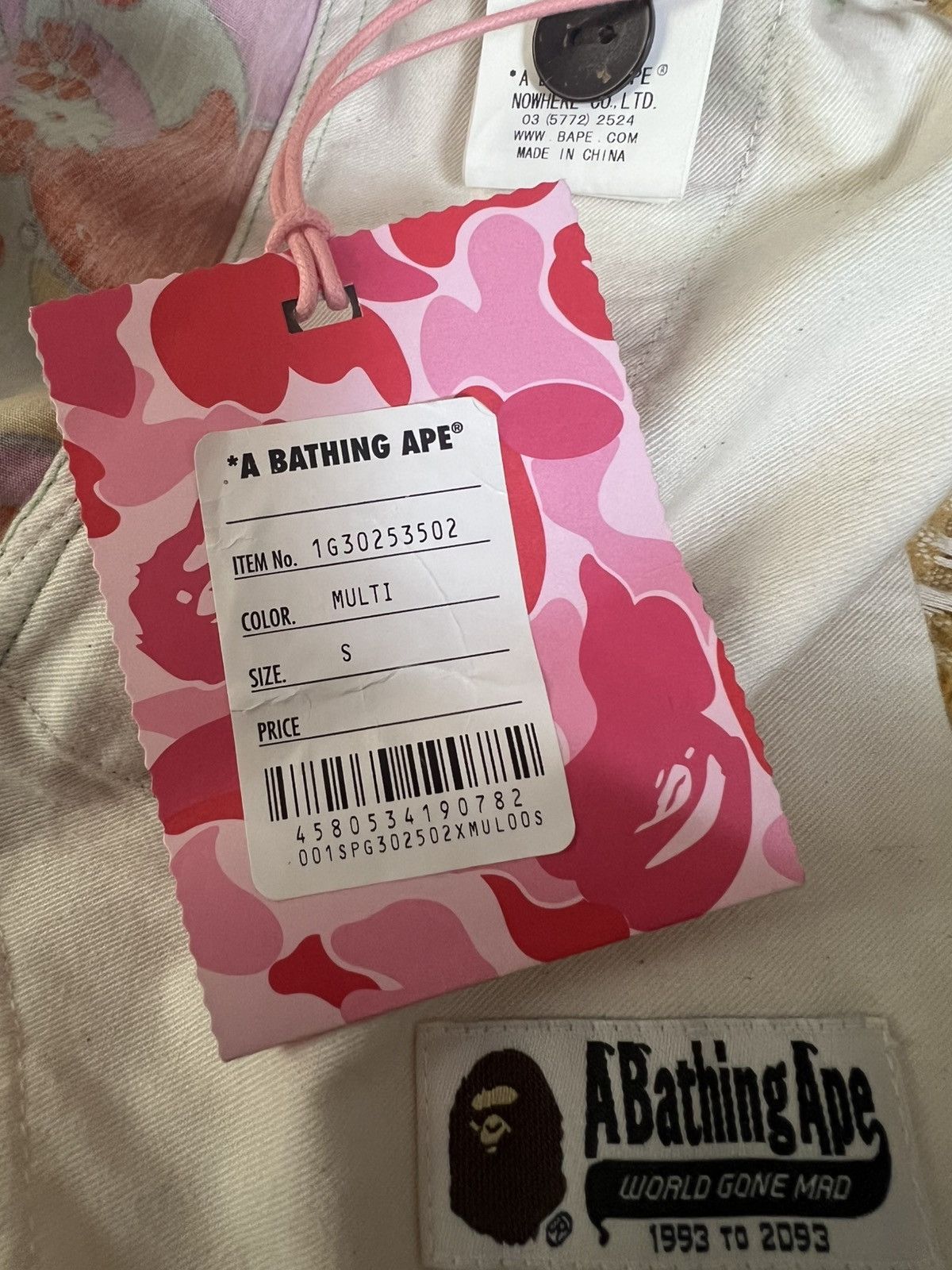 Bape Bathing Ape BAPE ABC CAMO FLOWER SHORTS Small Size 29" - 3 Thumbnail