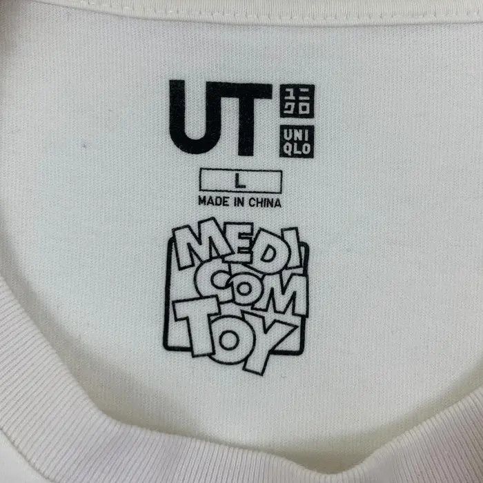 Medicom Toy MEDICOM TOY X UNIQLO Bearbrick 2014 Collection Tee Shirt Size L / US 10 / IT 46 - 5 Thumbnail