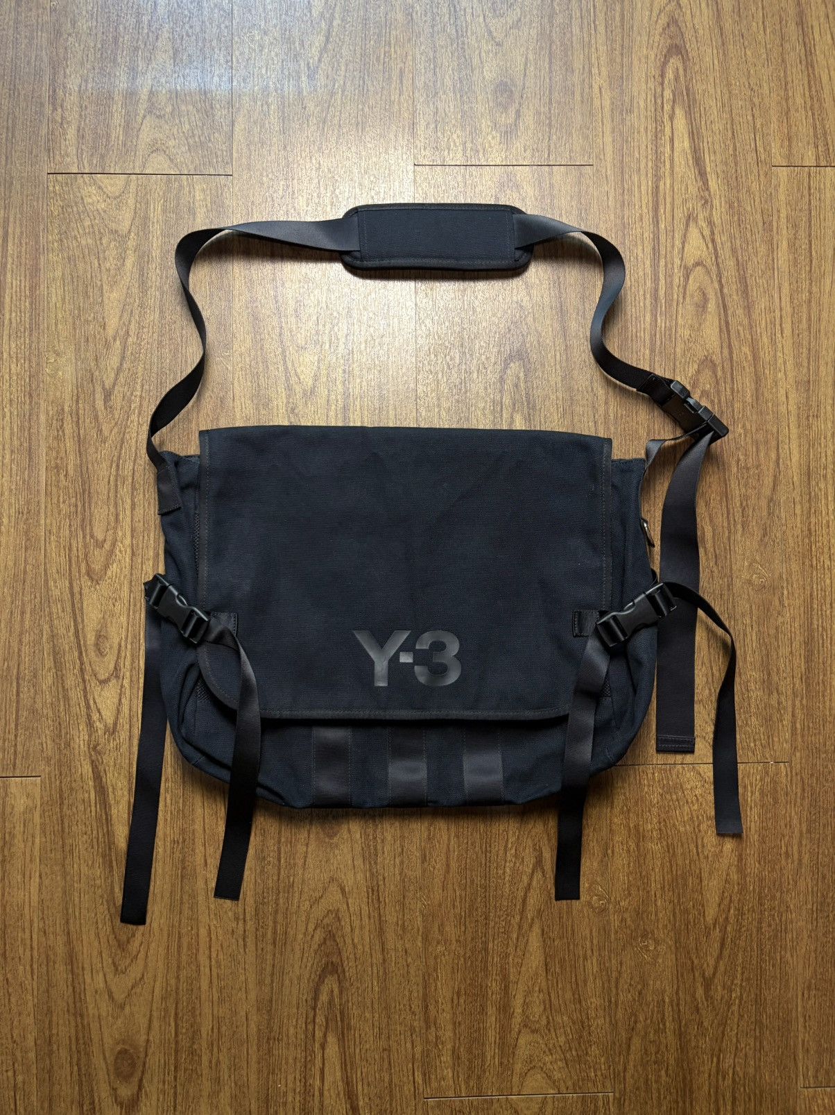 Y-3 × Yohji Yamamoto Yohji Yamamoto Adidas Y-3 Messenger bag black