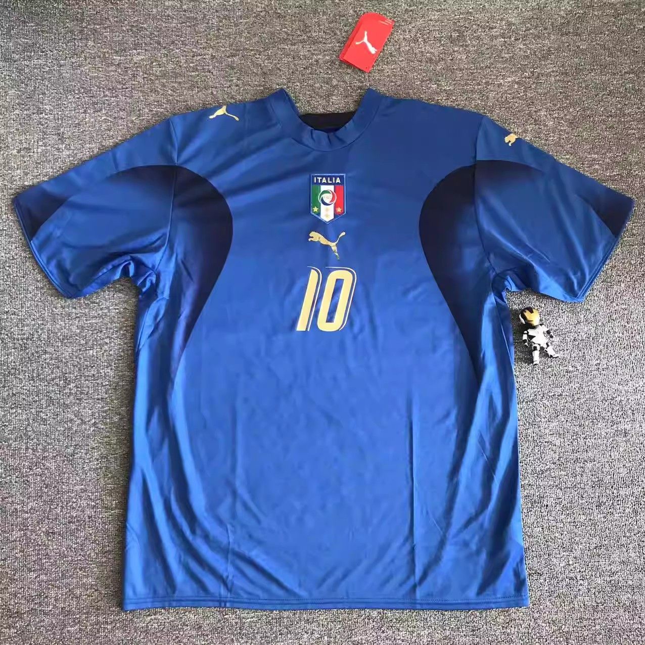 Other 2006 Italy #10 Totti Jersey Size US XL / EU 56 / 4 - 2 Thumbnail