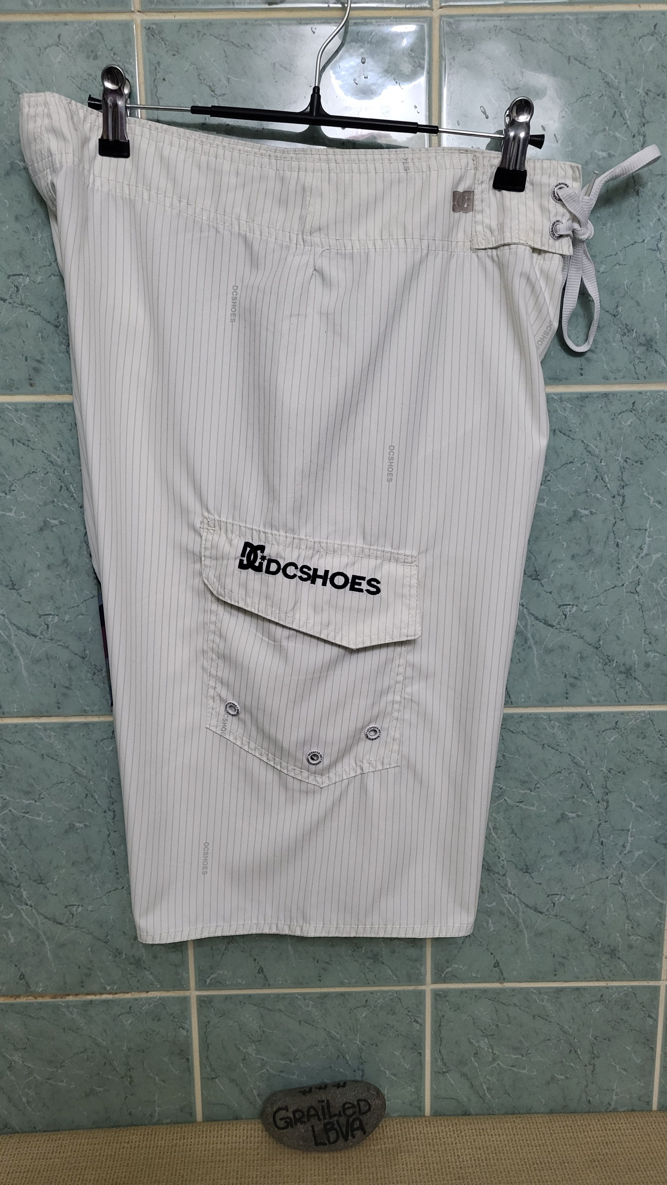 DC DC Vintage Surf Style shorts Y2K style Size US 30 / EU 46 - 2 Thumbnail