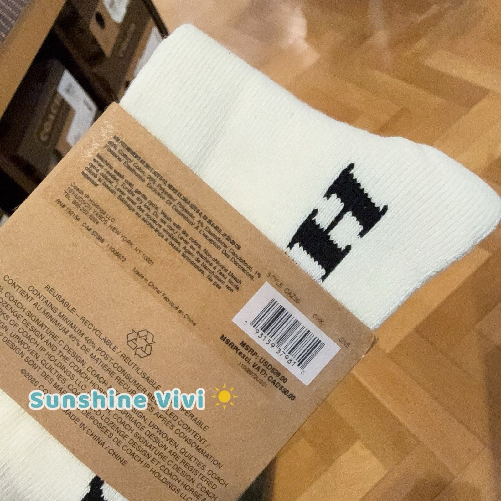 Coach NWT Coach Rexy Calf Socks Chalk S/M Unisex CAZ36 Size ONE SIZE - 5 Thumbnail