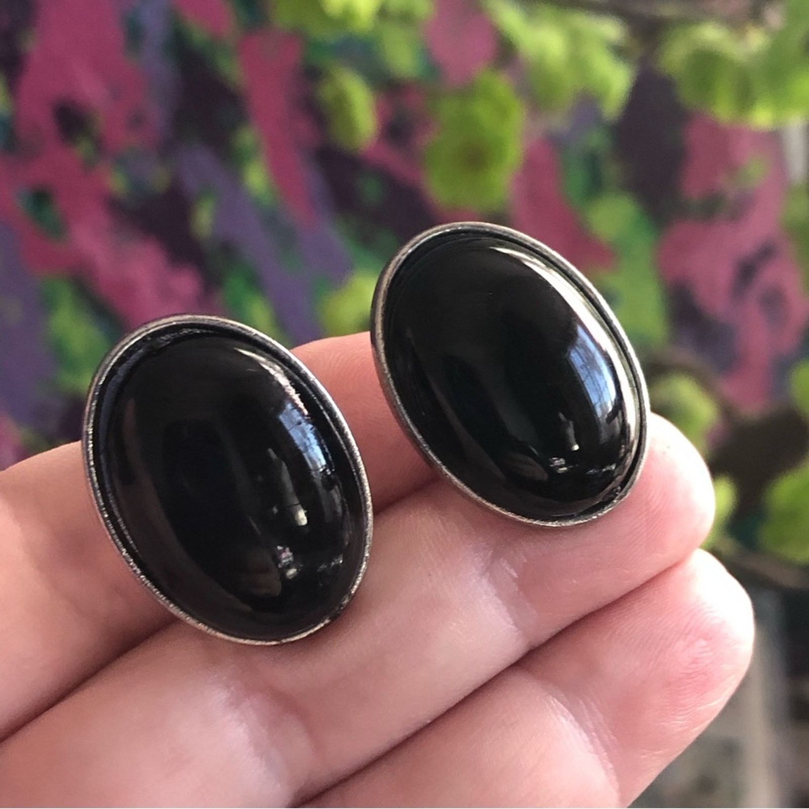 Vintage Vintage oval black glass clip on earrings Size ONE SIZE - 4 Thumbnail