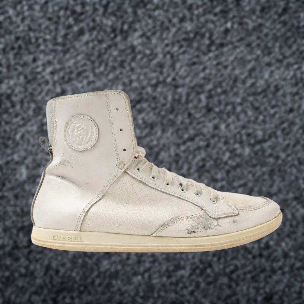 Diesel VINTAGE Diesel Men 10.5US GulliverⅠ White High Cut Luxury Casual City 90s 00s Sneaker Size US 11 / EU 44 - 1 Thumbnail