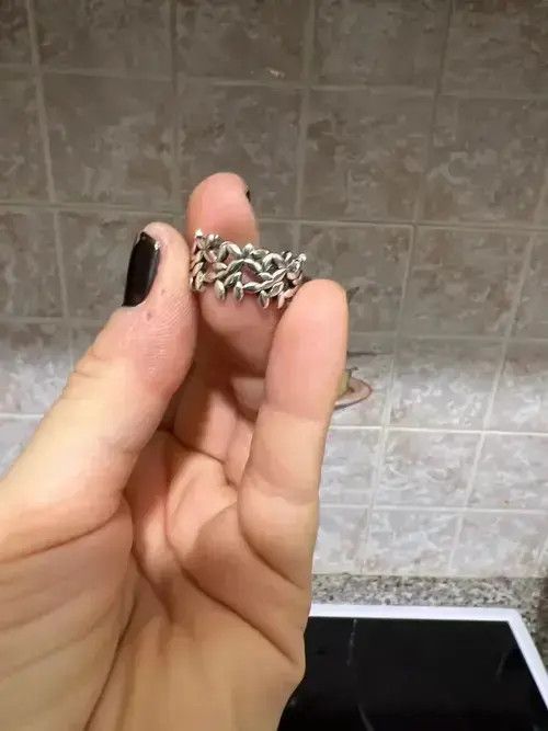 Japanese Brand Angel Leaves Adjustable Ring Size ONE SIZE - 2 Thumbnail