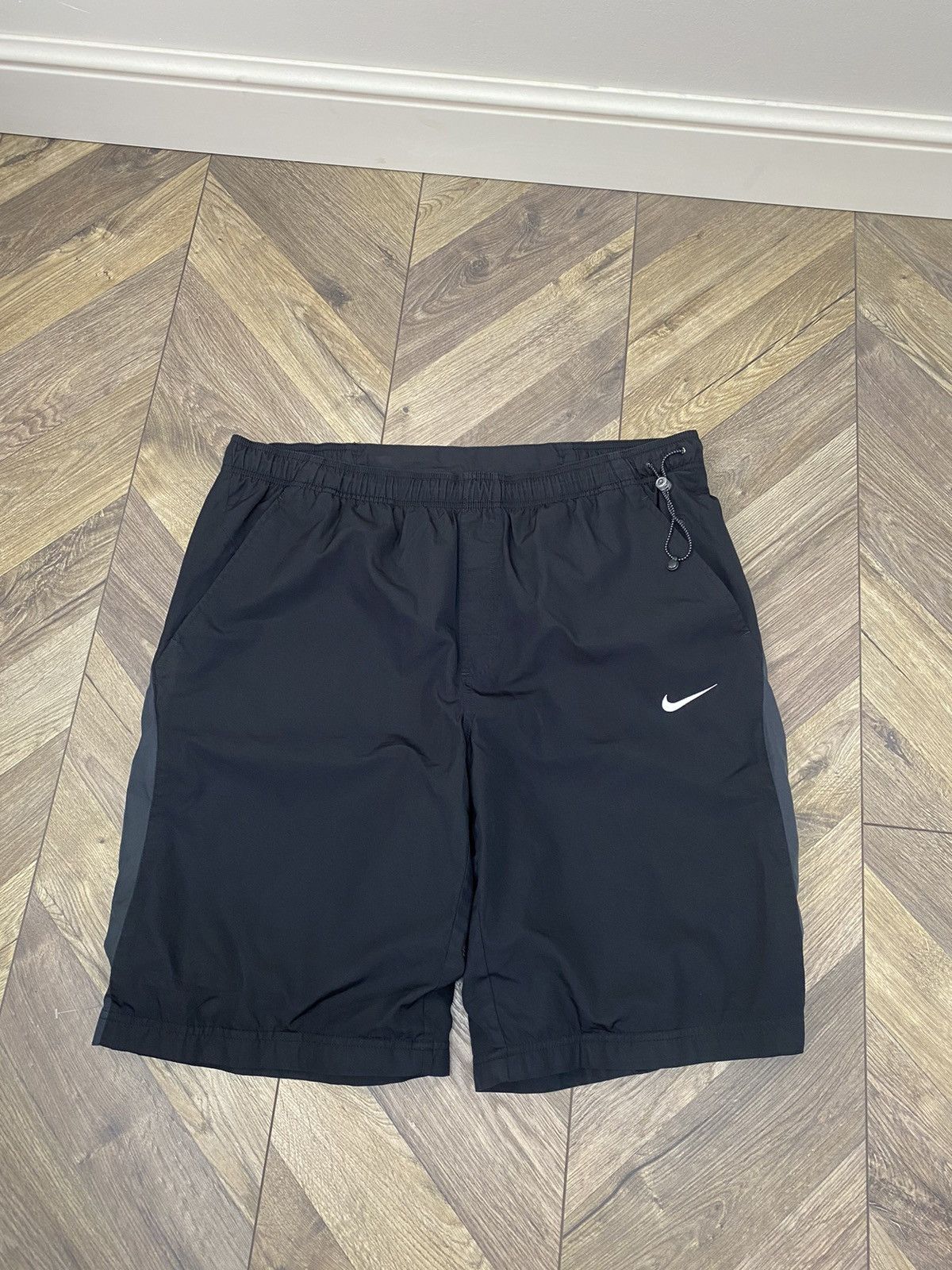 Nike × Vintage Vintage Nike swoosh Shorts Size US 34 / EU 50 - 2 Thumbnail