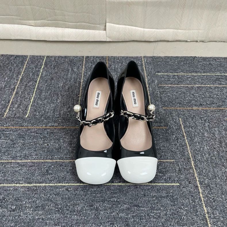 Prada Miu Miu Black White Patent Mary Jane Heels-2506 Size US 8 / IT 38 - 2 Thumbnail