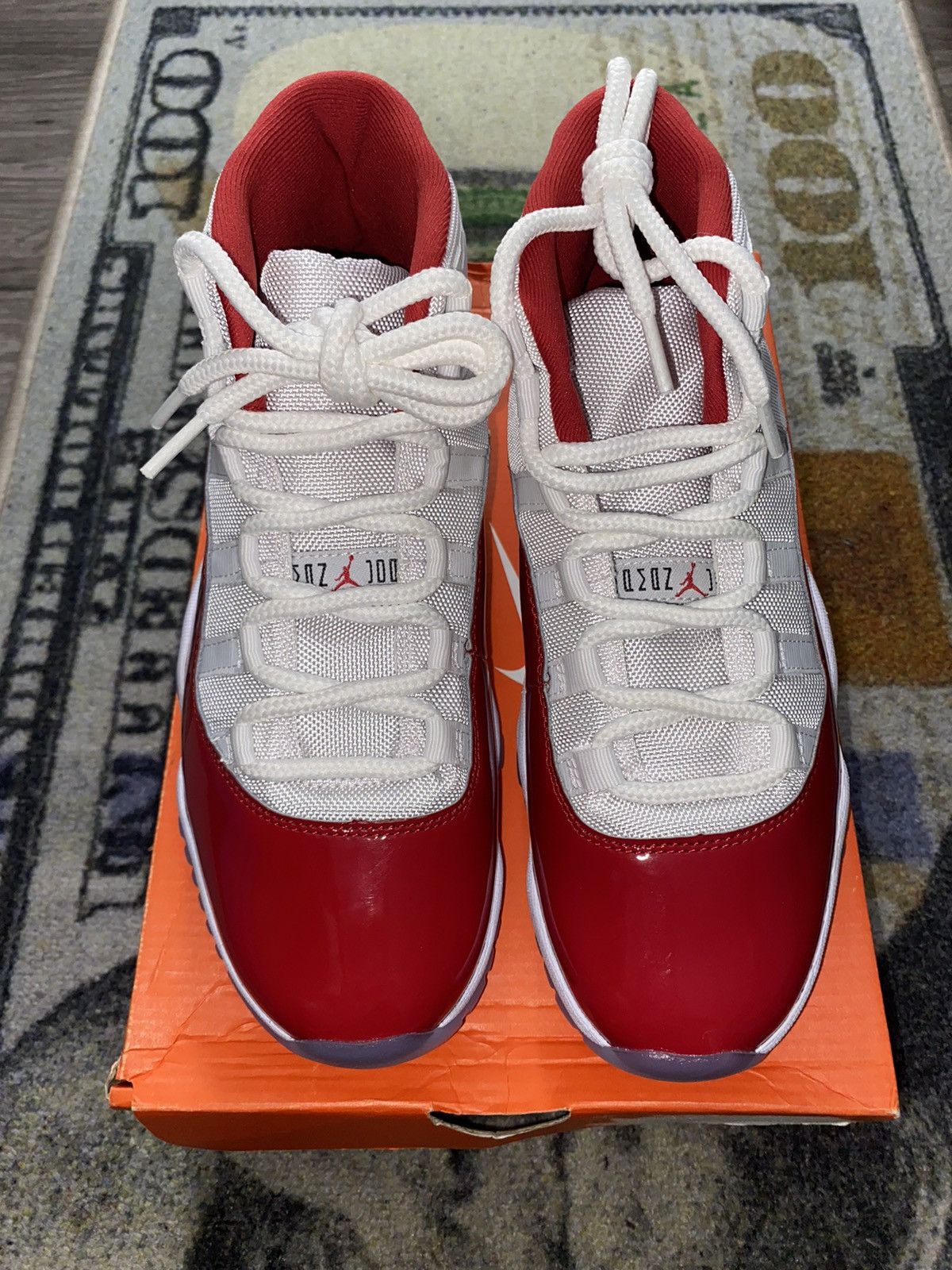 Jordan Brand Jordan 11 Retro Cherry (2022) 8.5 WOMENS Size US 7 / EU 40 - 3 Thumbnail