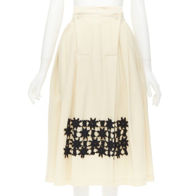 Comme des Garcons COMME DES GARCINS 1988 Runway Vintage cream black lattice lace flared skirt S Size 26" / US 2 / IT 38 - 1 Thumbnail