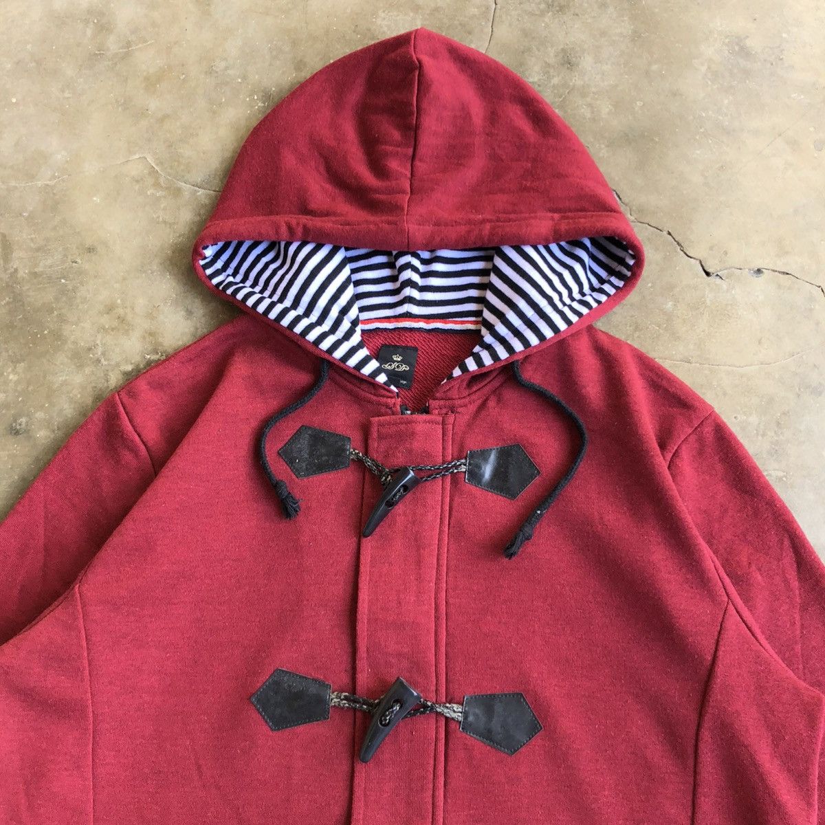 Japanese Brand 2000s Sematic Design Duffle Ziphoodie Jacket Red Maroon Lgb Size US M / EU 48-50 / 2 - 4 Thumbnail