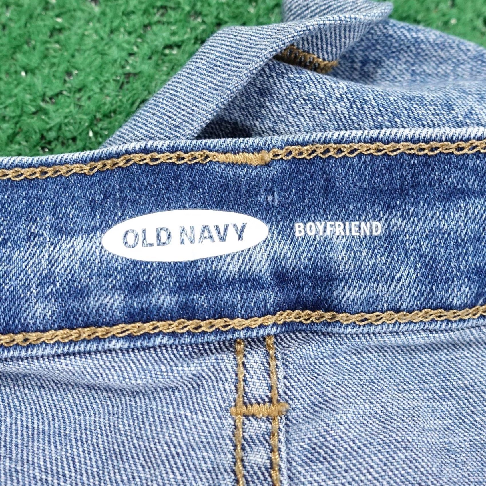 Old Navy Old Navy Boyfriend Shorts Womens 2 Blue Denim 28 Waist 3 Inseam Cuffed Size 26" / US 2 / IT 38 - 4 Thumbnail